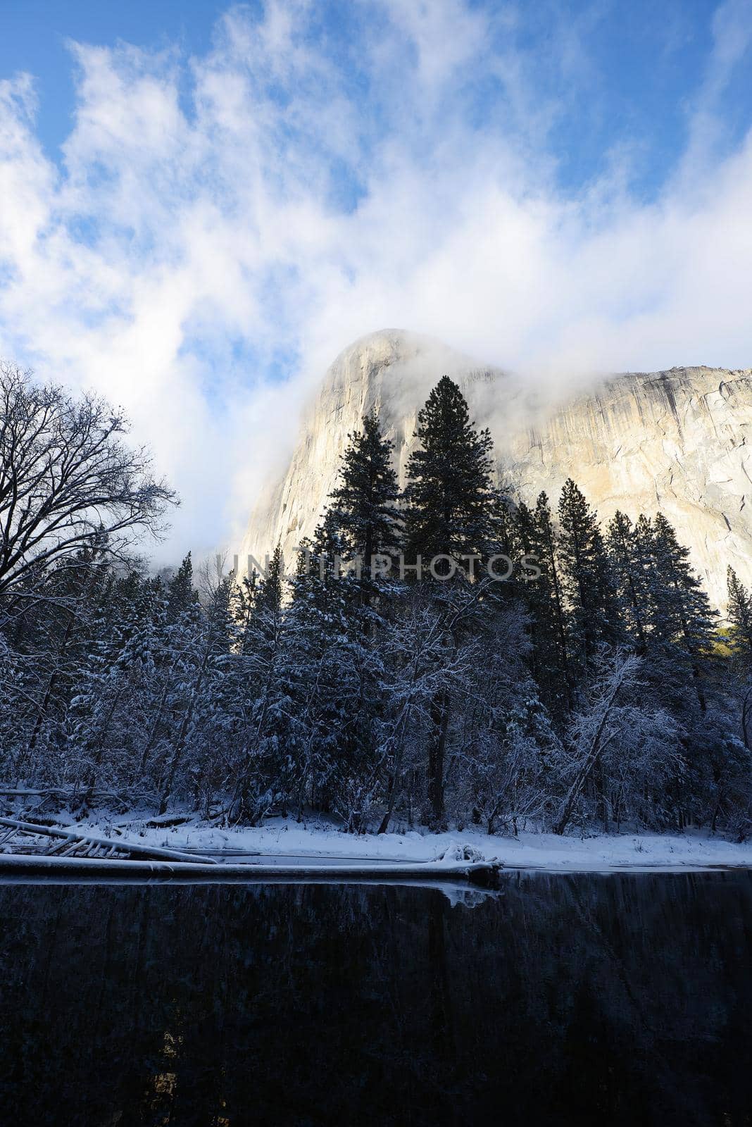 clearing storm at el capitan yosemite national park