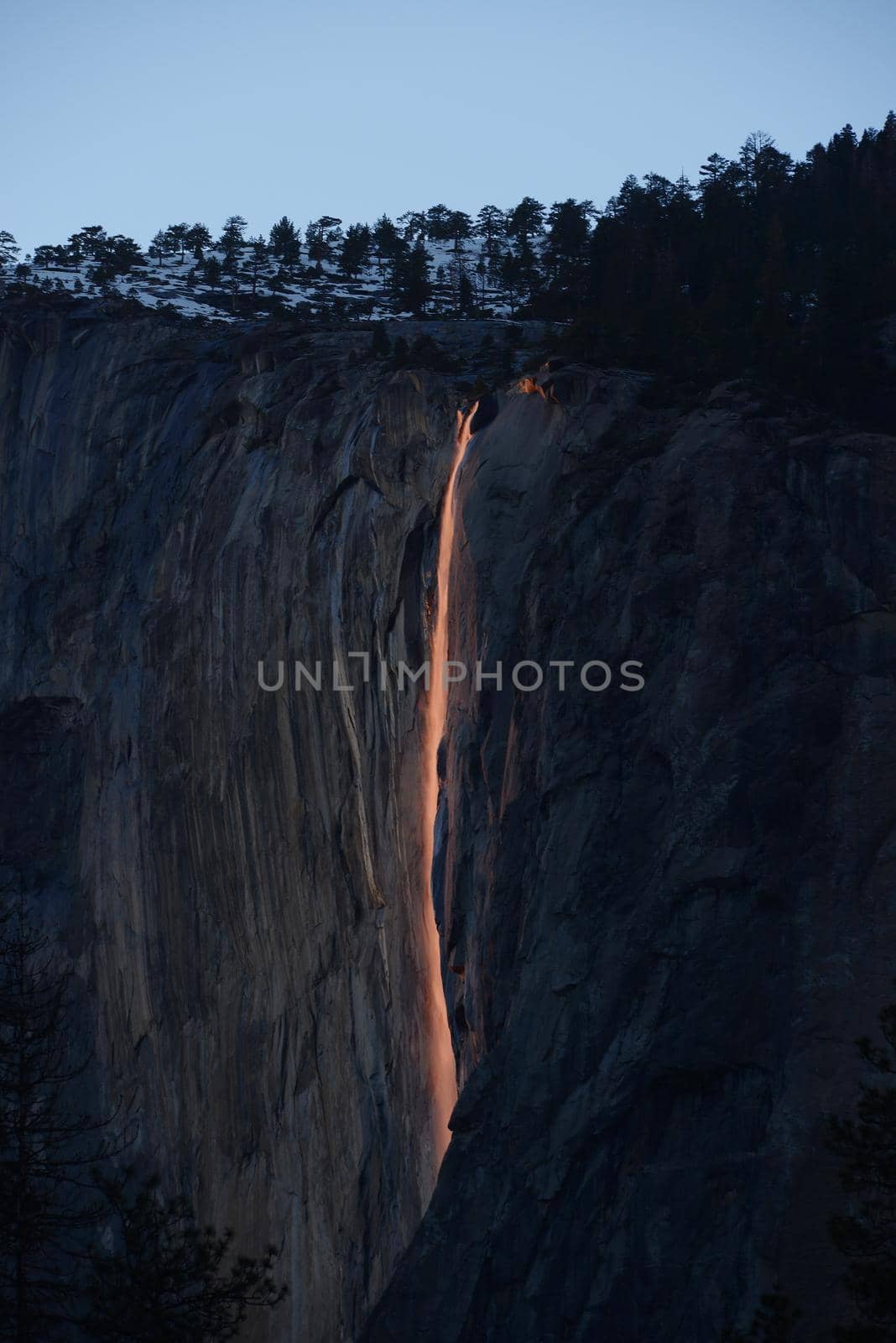 horsetail firefalls at yosemite national park