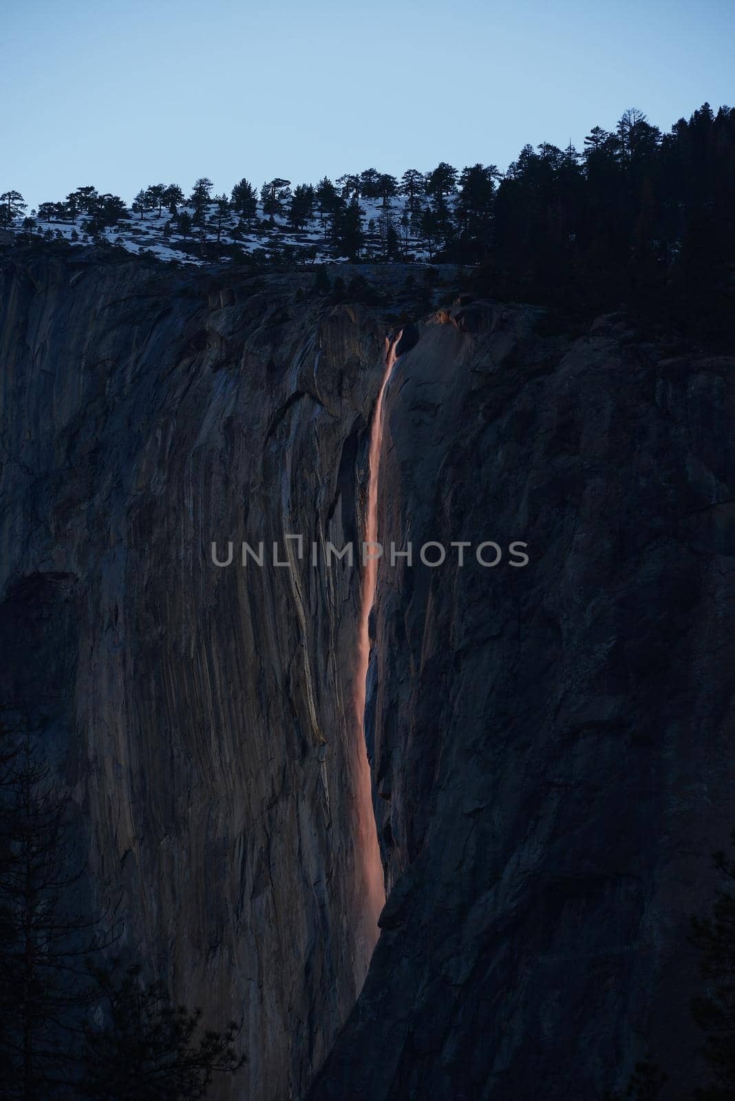 horsetail firefalls at yosemite national park