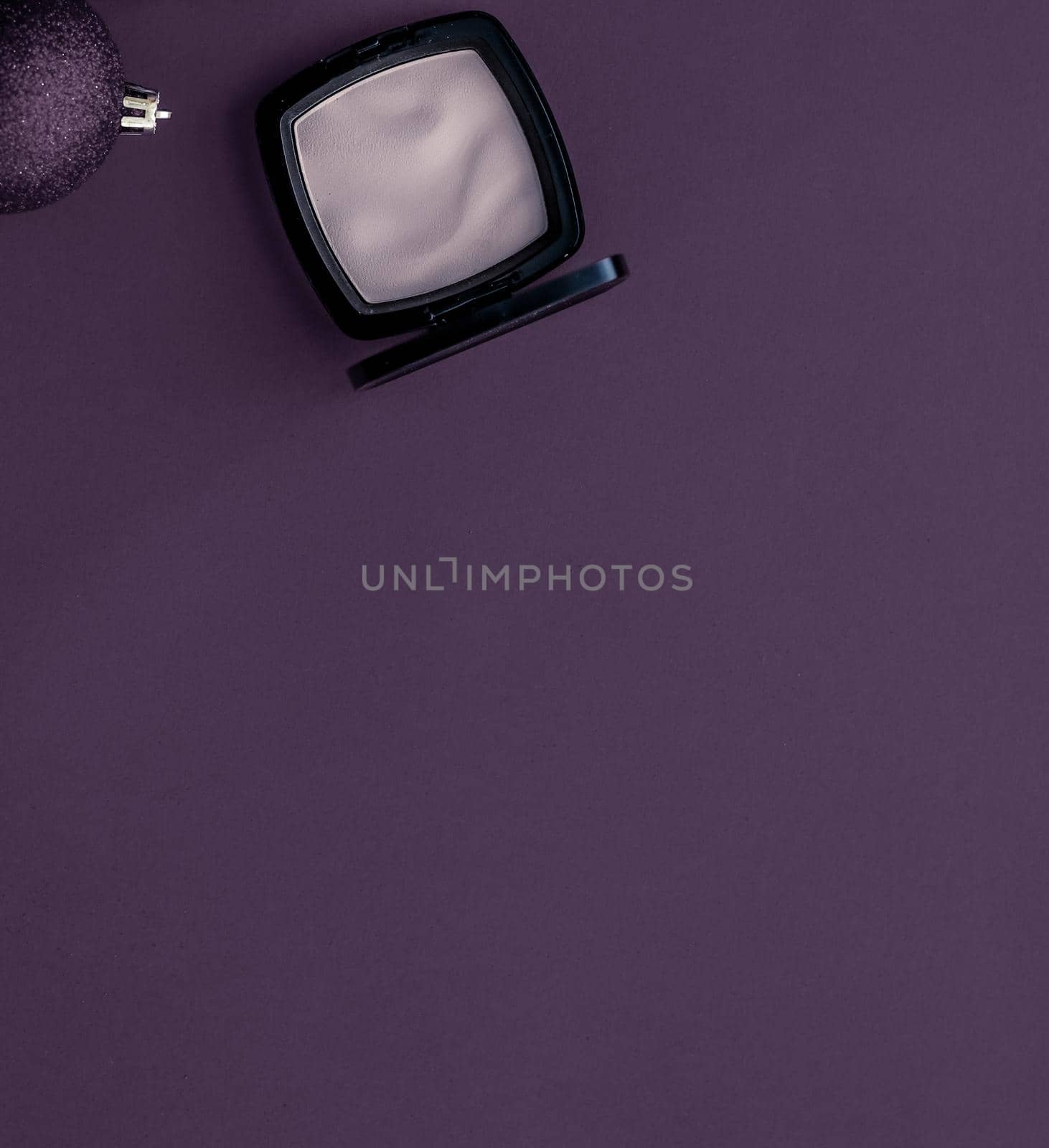 Cosmetic branding, fashion blog cover and girly glamour concept - Make-up and cosmetics product set for beauty brand Christmas sale promotion, luxury plum flatlay background as holiday design