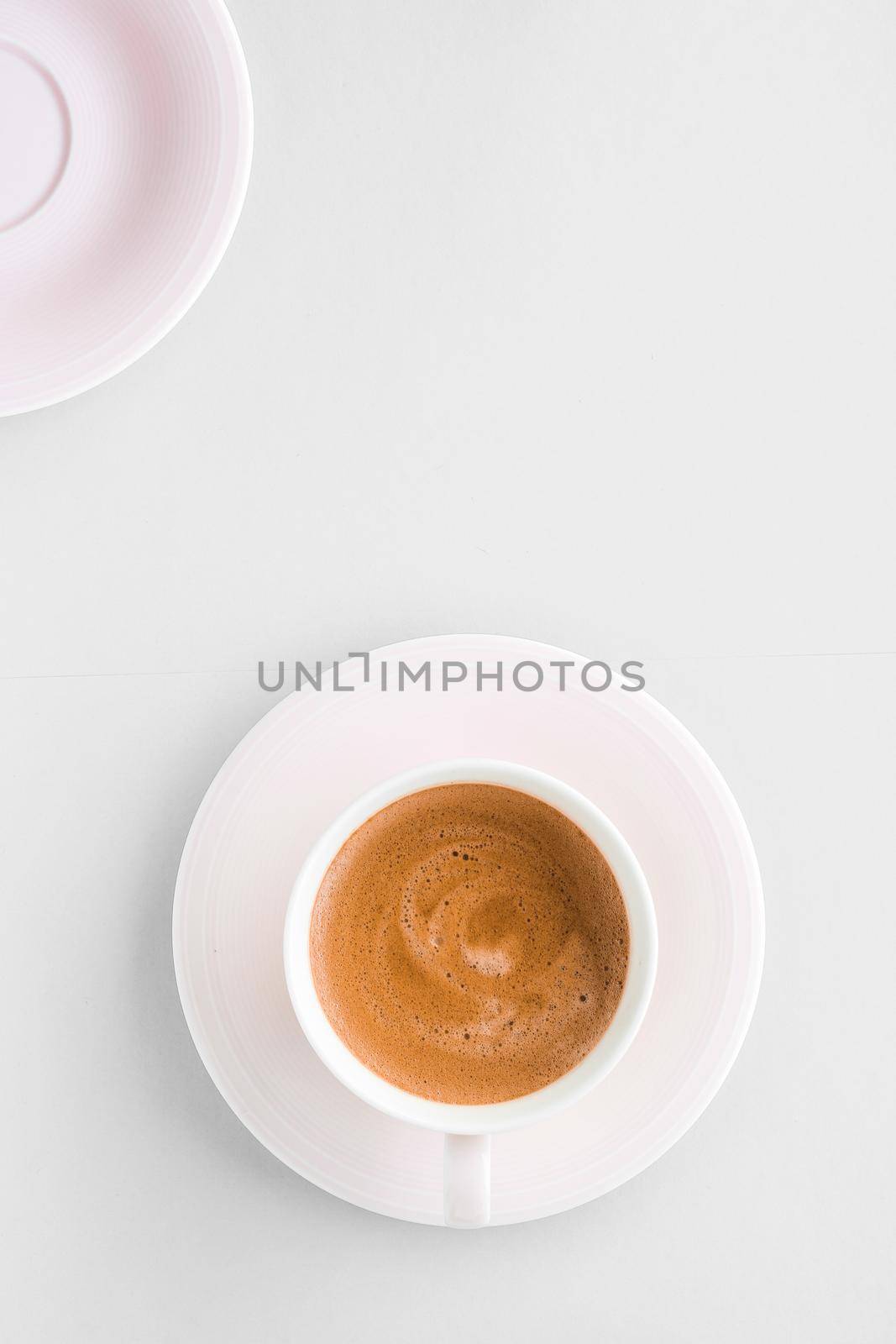 Drinks menu, italian espresso recipe and organic shop concept - Cup of hot french coffee as breakfast drink, flatlay cups on white background