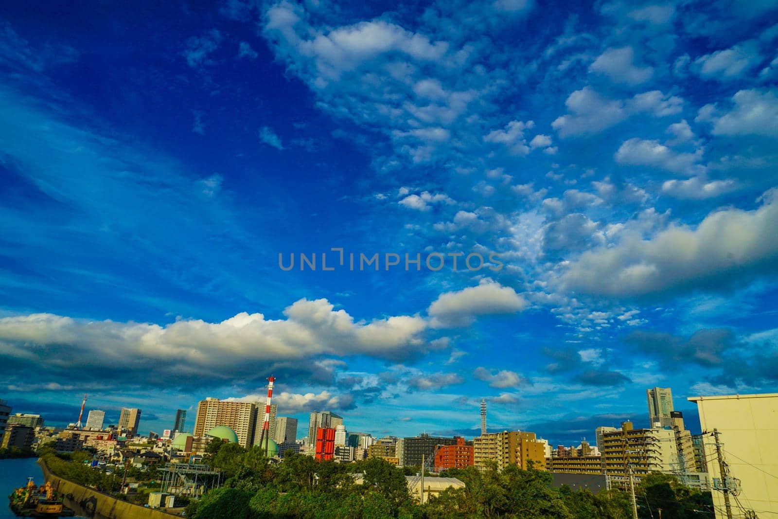 Yokohama cityscape and autumn sky. Shooting Location: Yokohama-city kanagawa prefecture