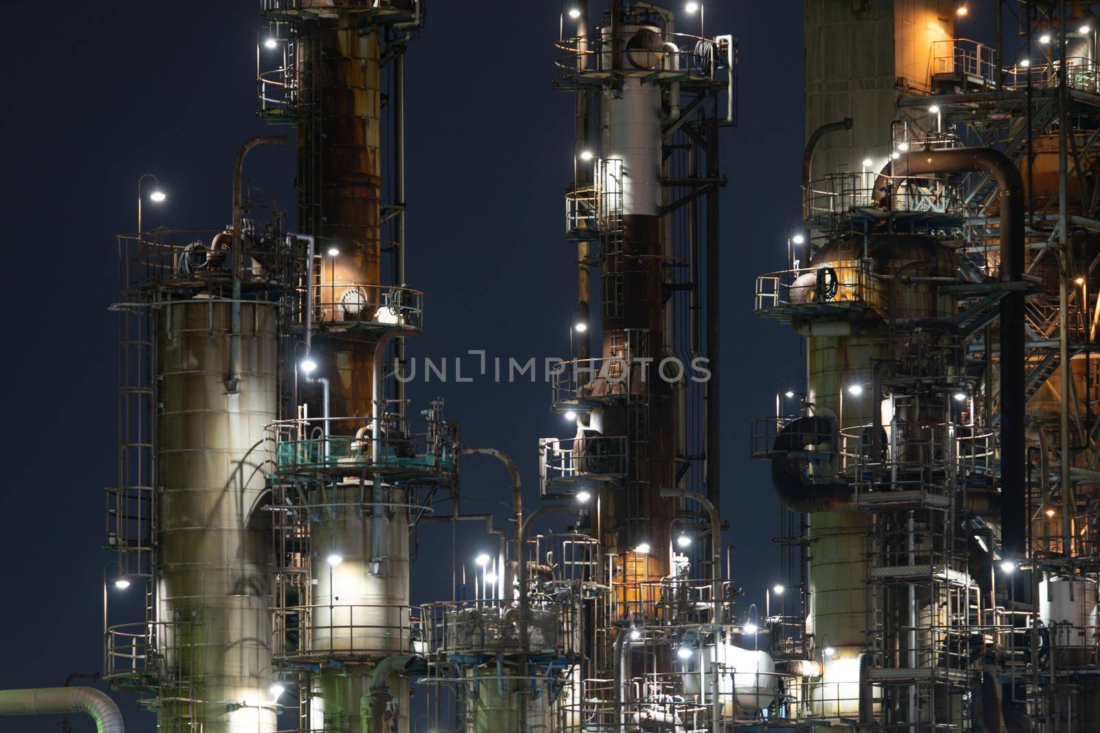 Motton at Kawasaki, Keihin Industrial Zone. Shooting Location: Kawasaki City, Kanagawa Prefecture