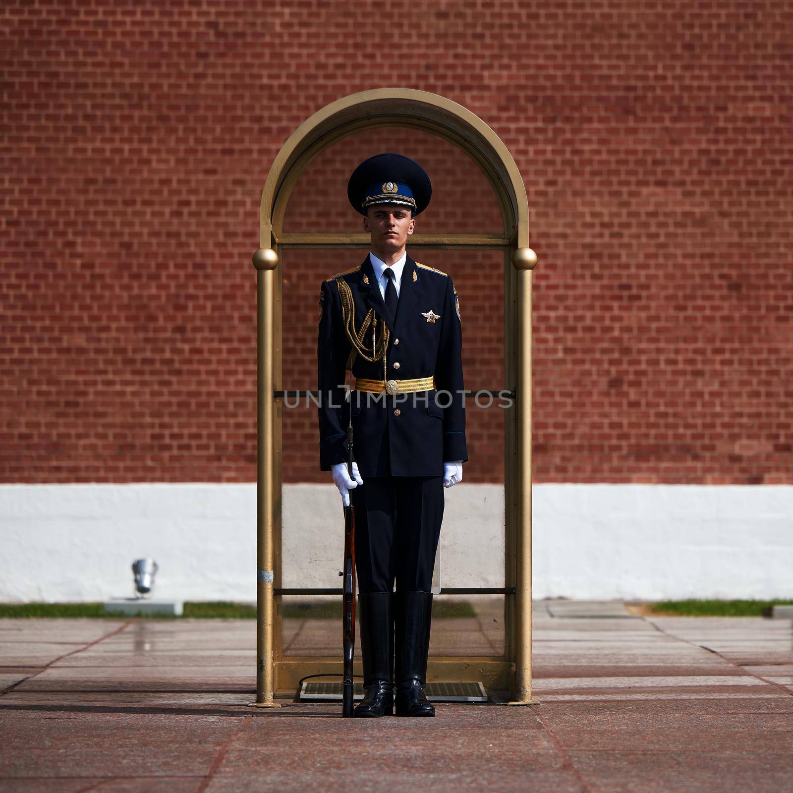 Eternal Flame in the Kremlin. Guard of Honor at the tomb of the Unknown Soldier at the wall of Moscow Kremlin. 11.05.2022 Moscow, Russia.
