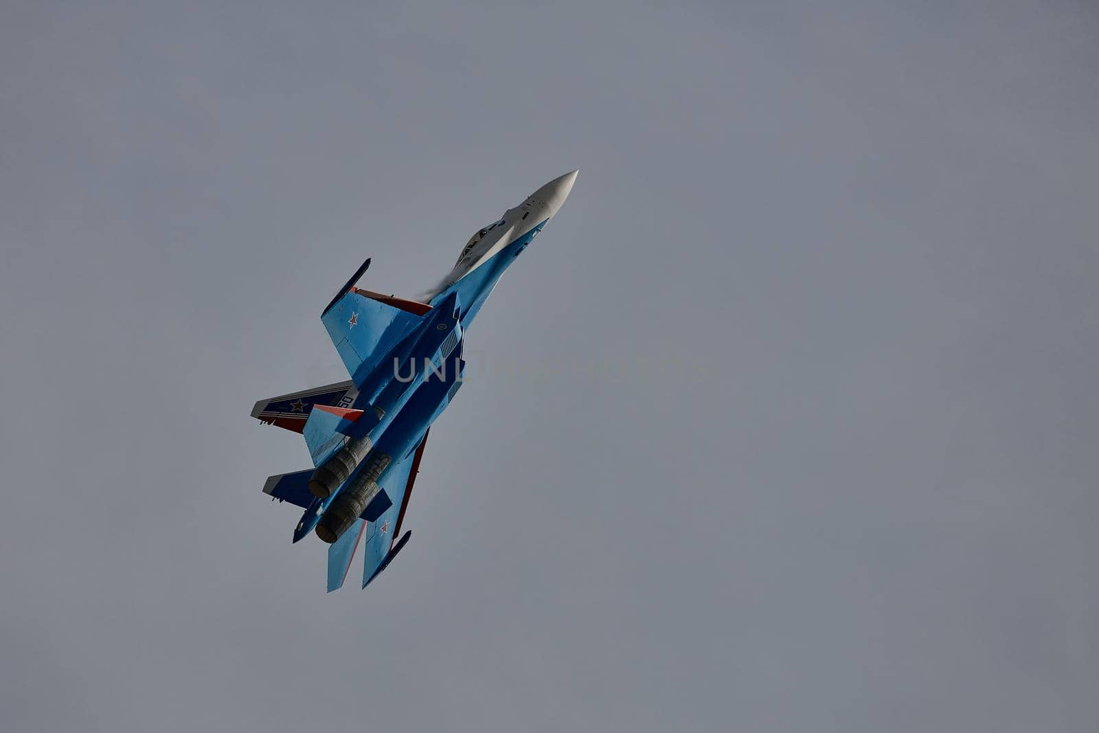 Performance of the aerobatic team Russian Knights, Russian Air Force. On planes Sukhoi Su-30SM, NATO code name: Flanker-C. International Military-Technical Forum Army-2020 . 09.25.2020, Moscow, Russia