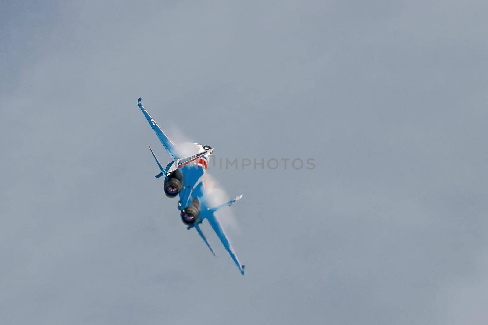 Performance of the aerobatic team Russian Knights, Russian Air Force. On planes Sukhoi Su-30S, NATO code name: Flanker-E. International Military-Technical Forum Army-2020 . 09.25.2020, Moscow, Russia.