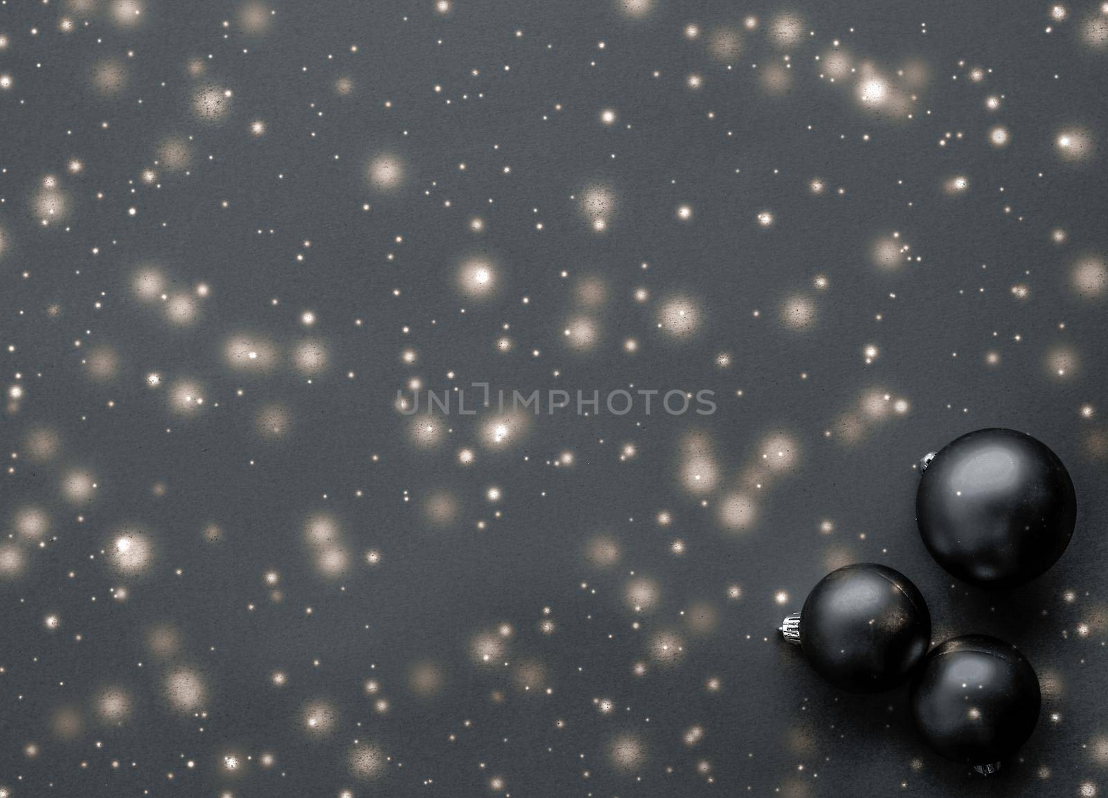 Gift decor, New Years Eve and happy celebration concept - Black Christmas baubles with snow glitter shine, luxury brand winter holiday card