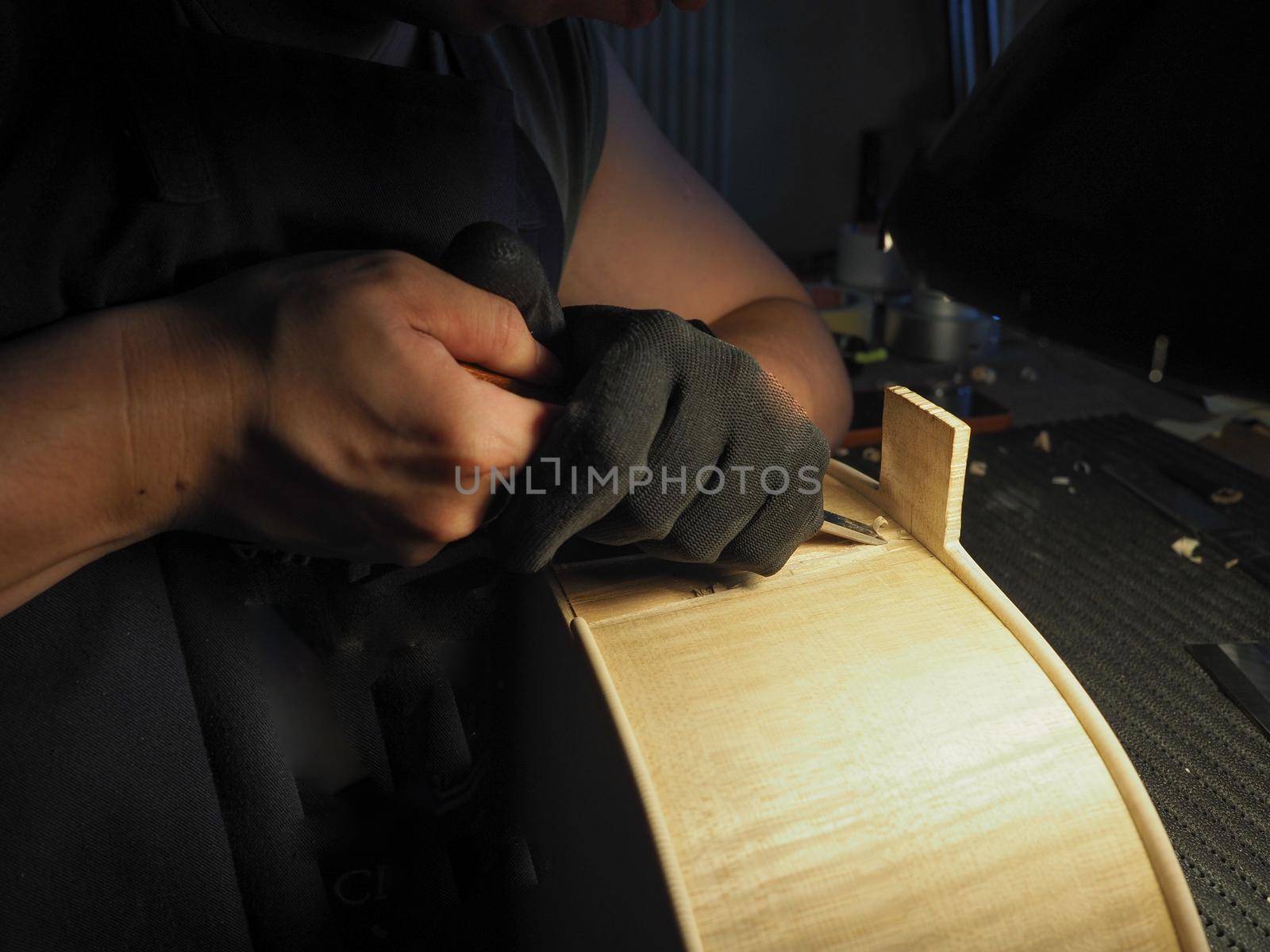 making a cello at luthier lab