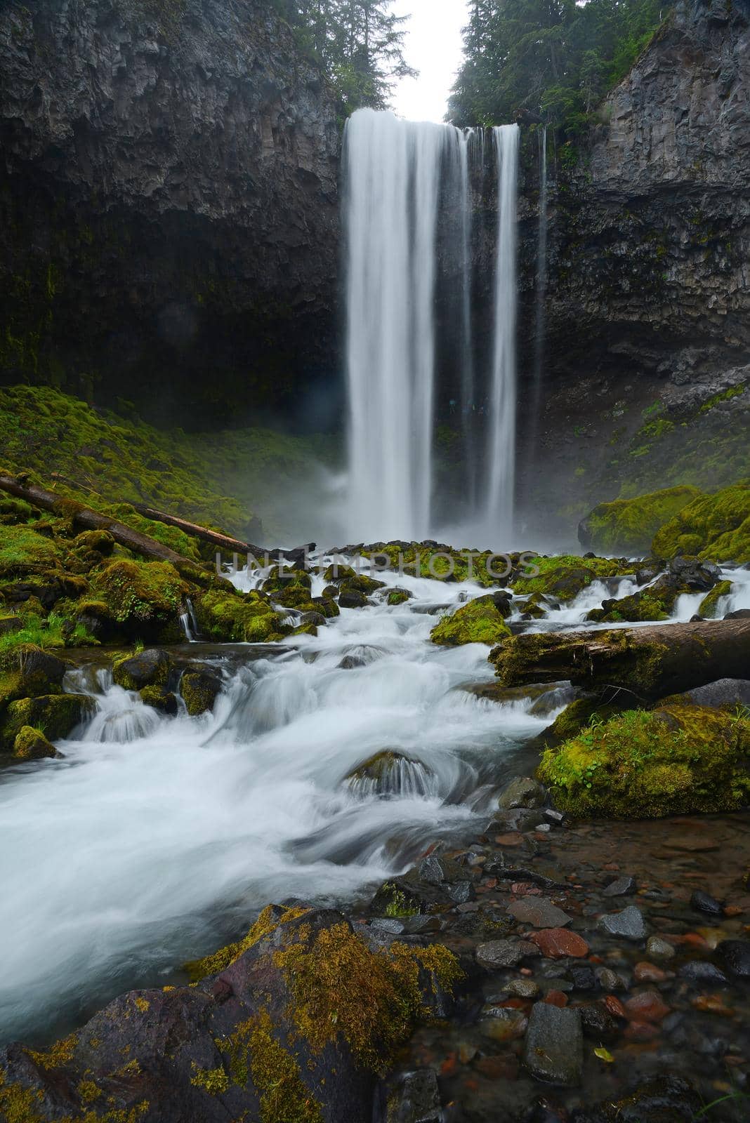 Tamanawas waterfall with mist in oregon