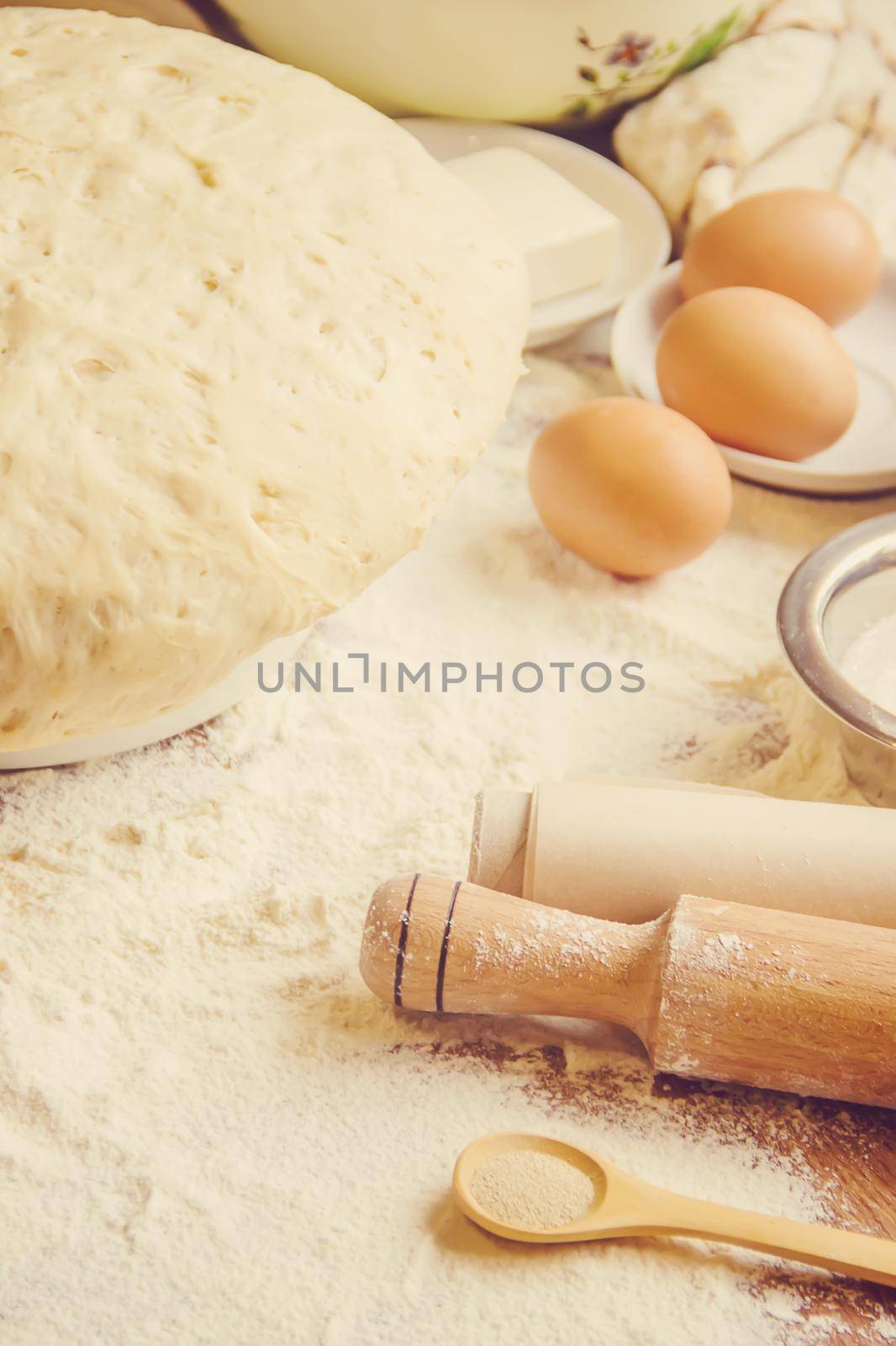 Pastry, cakes, cook their own hands. Selective focus. by yanadjana