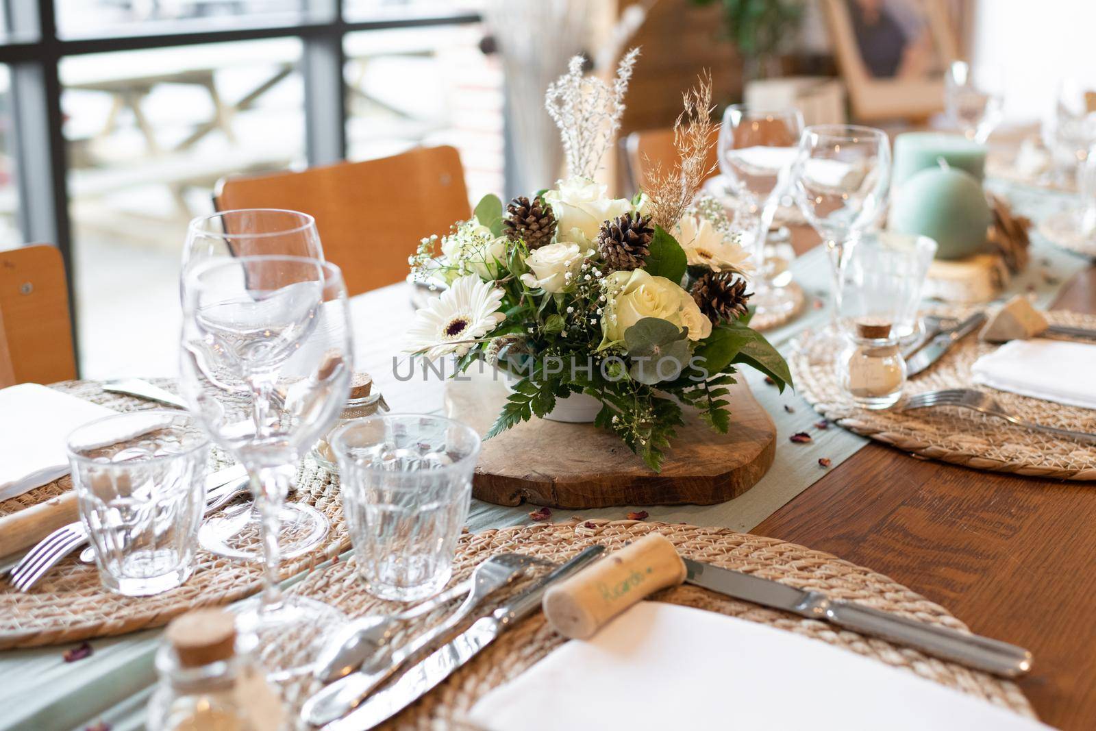 The wedding decor with a white bouquet