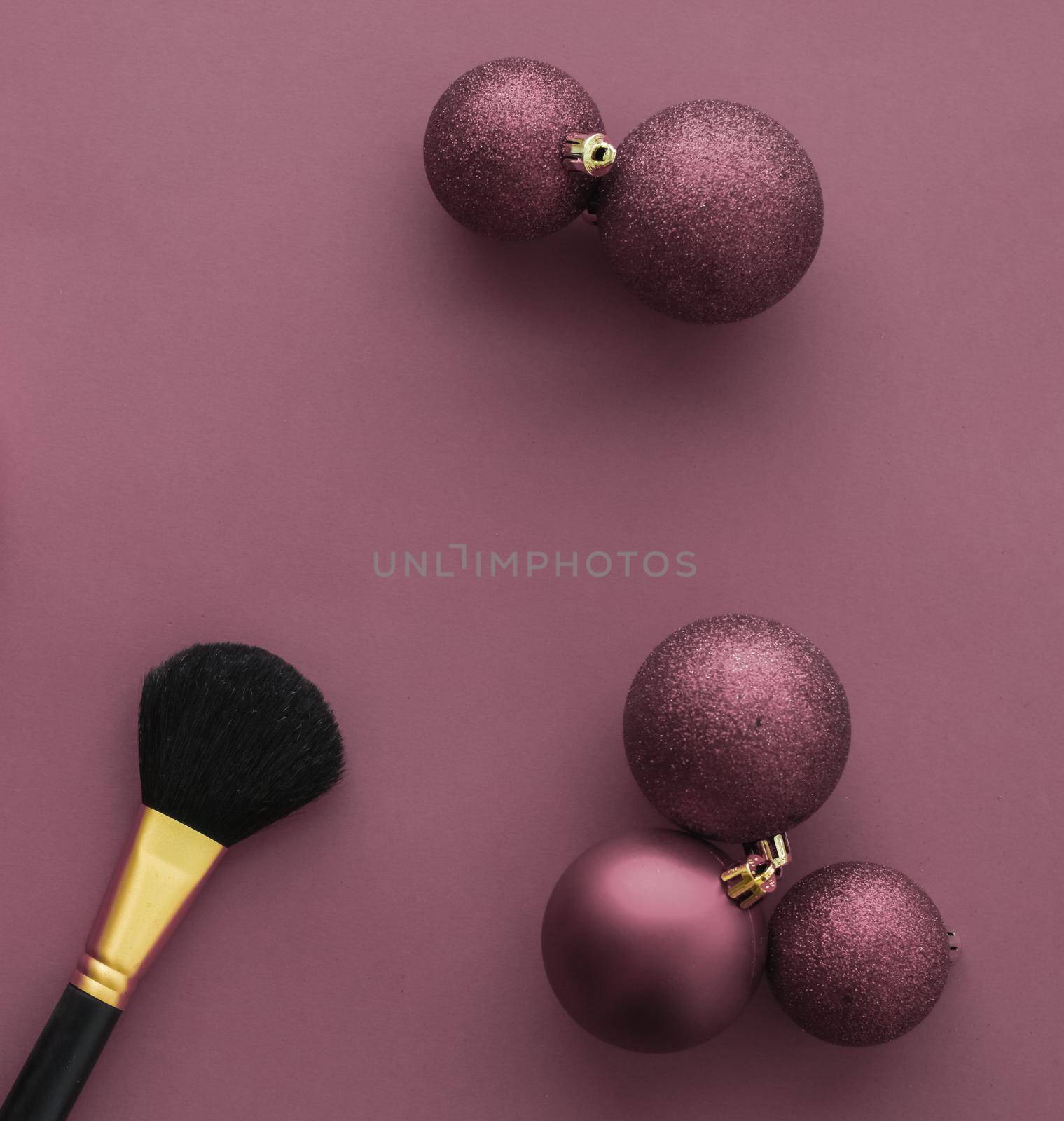 Cosmetic branding, fashion blog cover and girly glamour concept - Make-up and cosmetics product set for beauty brand Christmas sale promotion, luxury purple flatlay background as holiday design