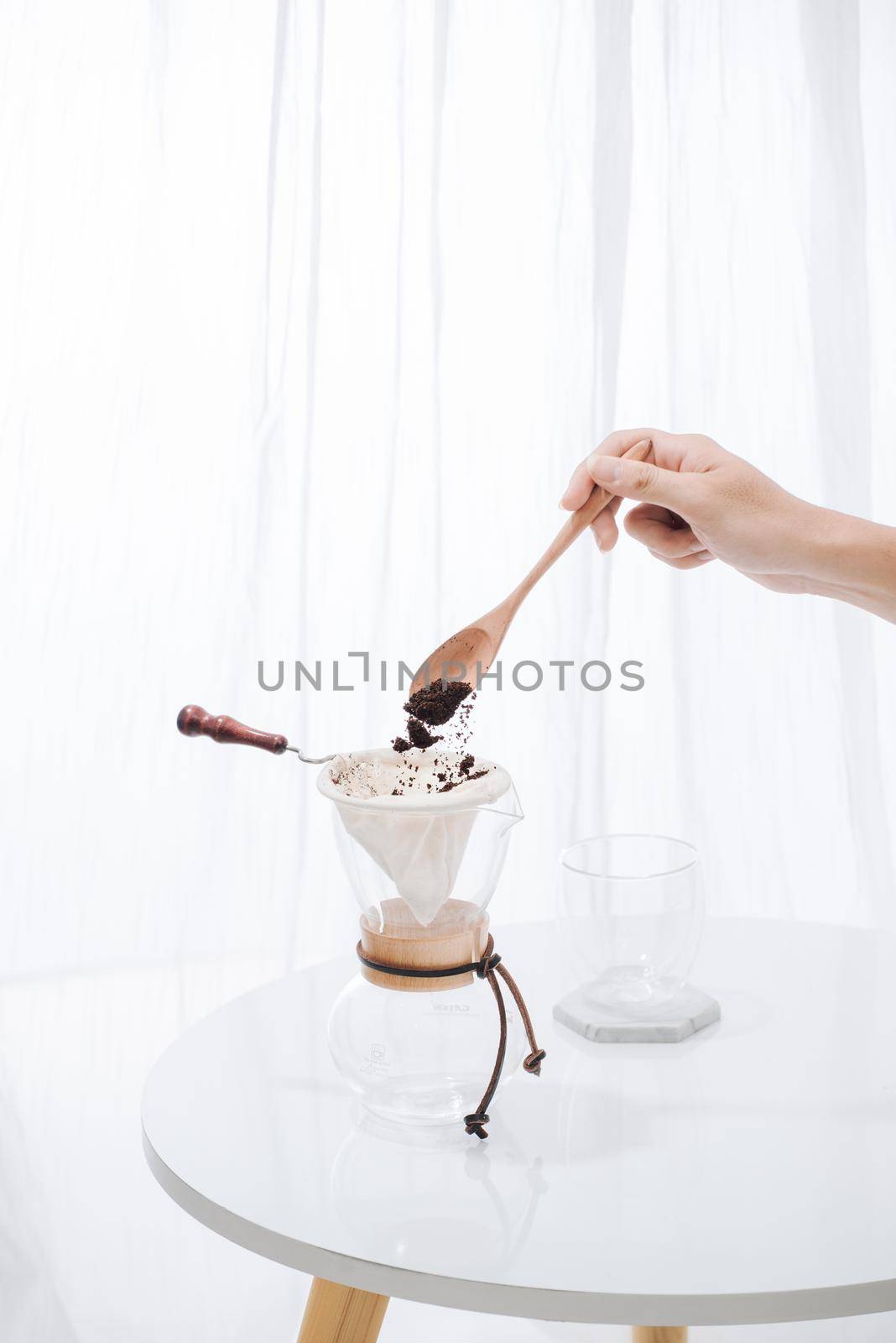 Man spills coffee powder to Drip Coffee by makidotvn