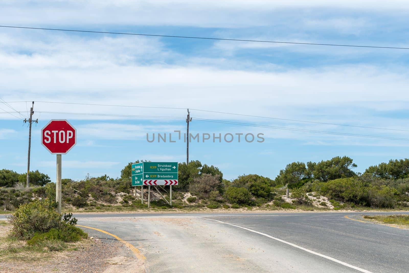Junction of the Elim road and Bredasdorp to Struisbaai road by dpreezg