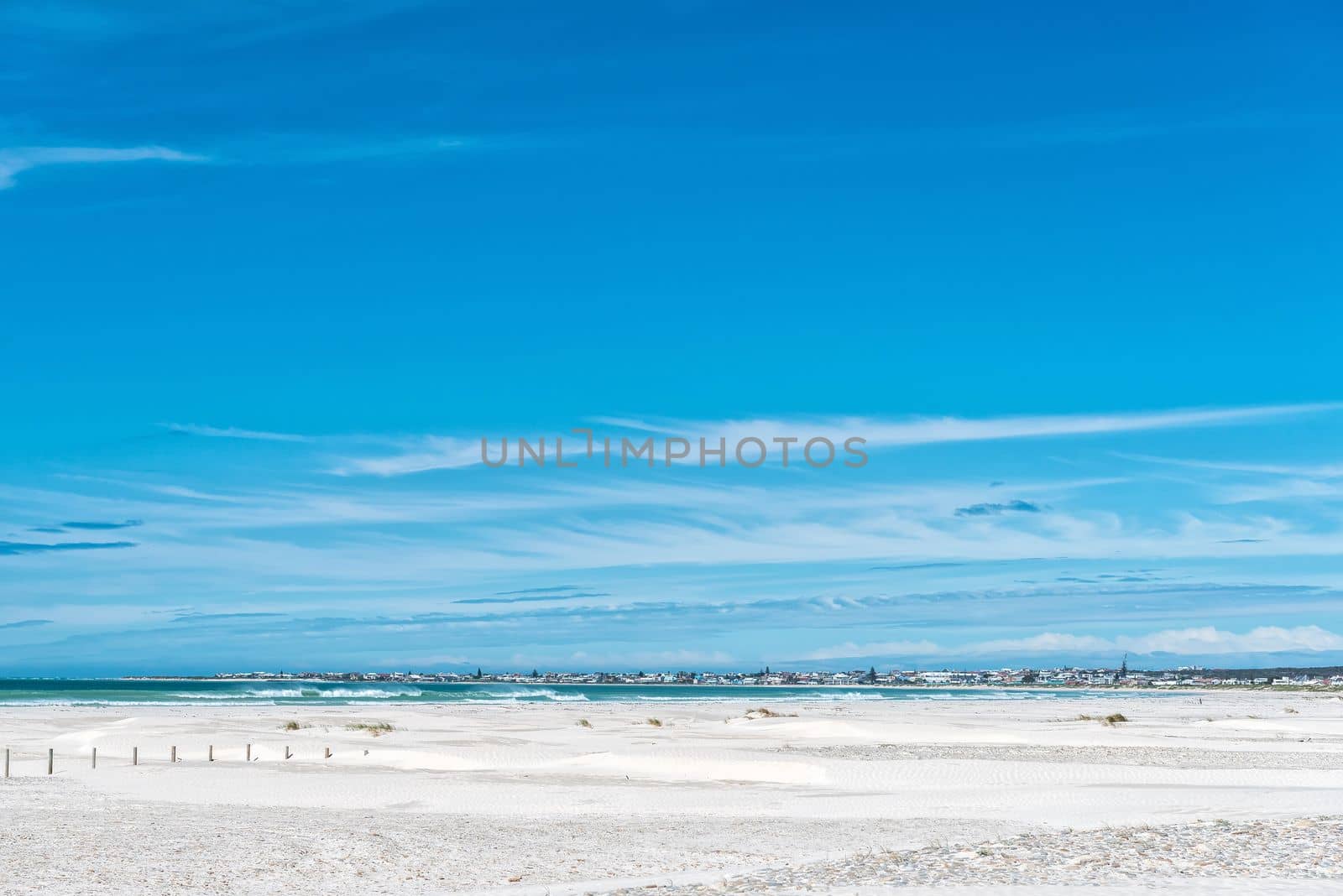 Struisbaai is visible from the Plaat, one of the longest uninterrupted beaches in the Southern Hemisphere