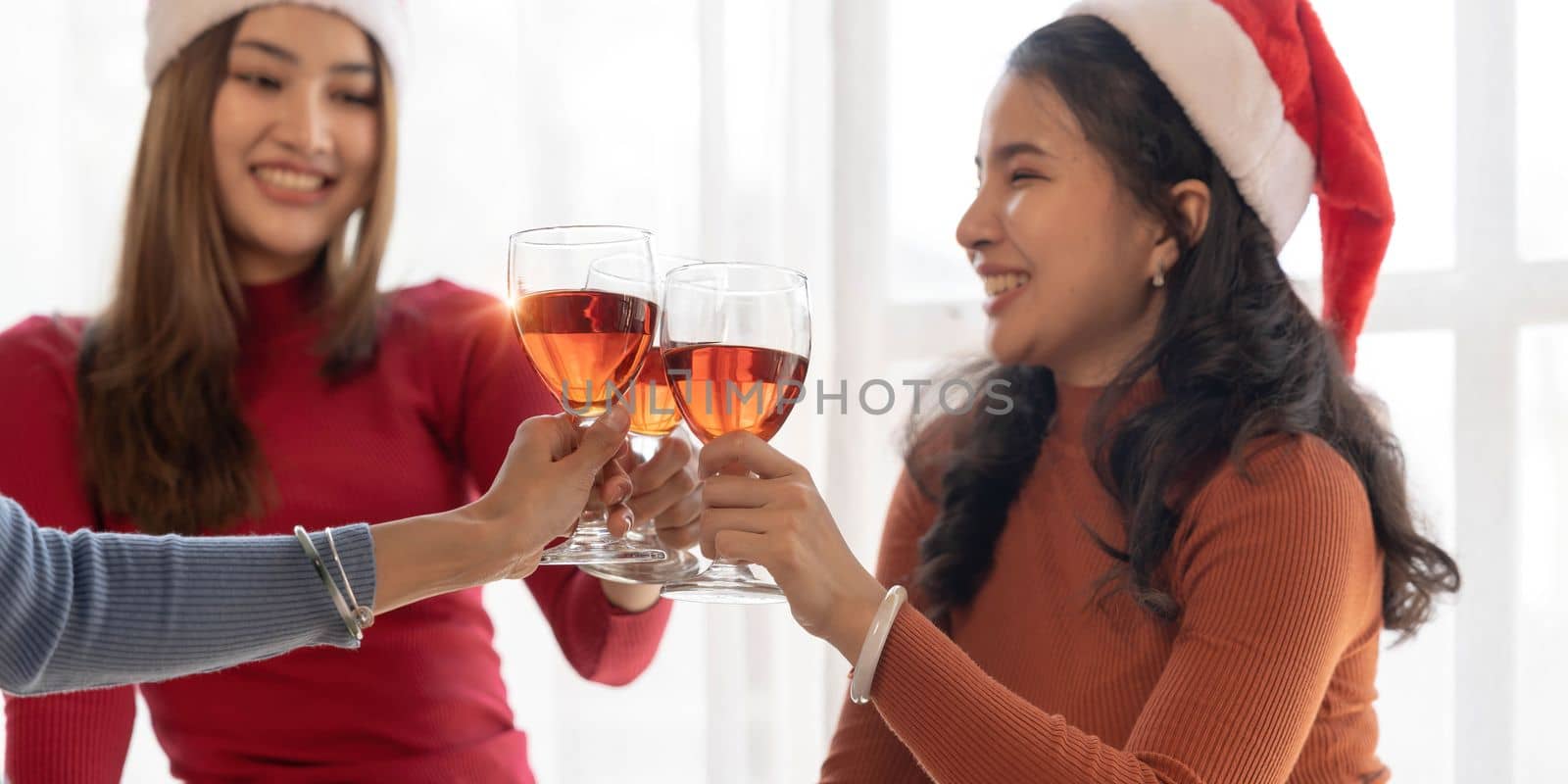 Group of young cute Asian girl gang best friends having party at office girl friends having fun and celebrating Girls drinking beer alco