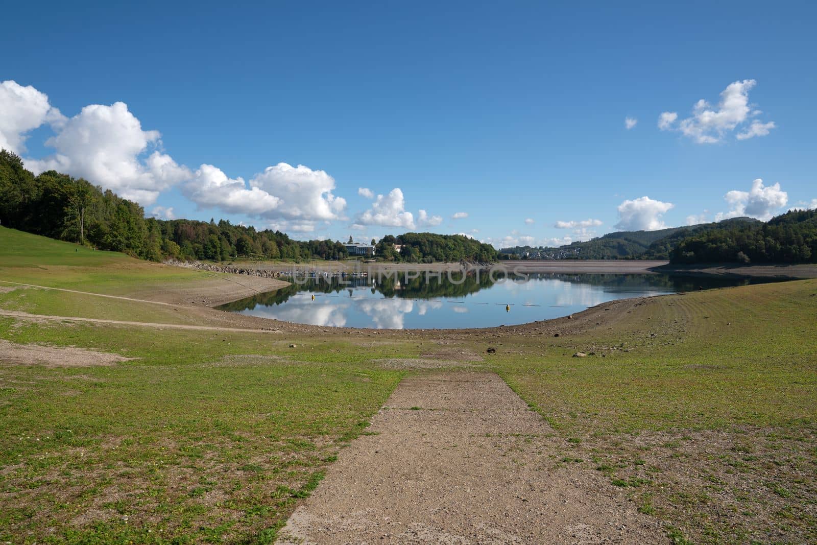 Henne lake, Meschede, Sauerland, Germany by alfotokunst