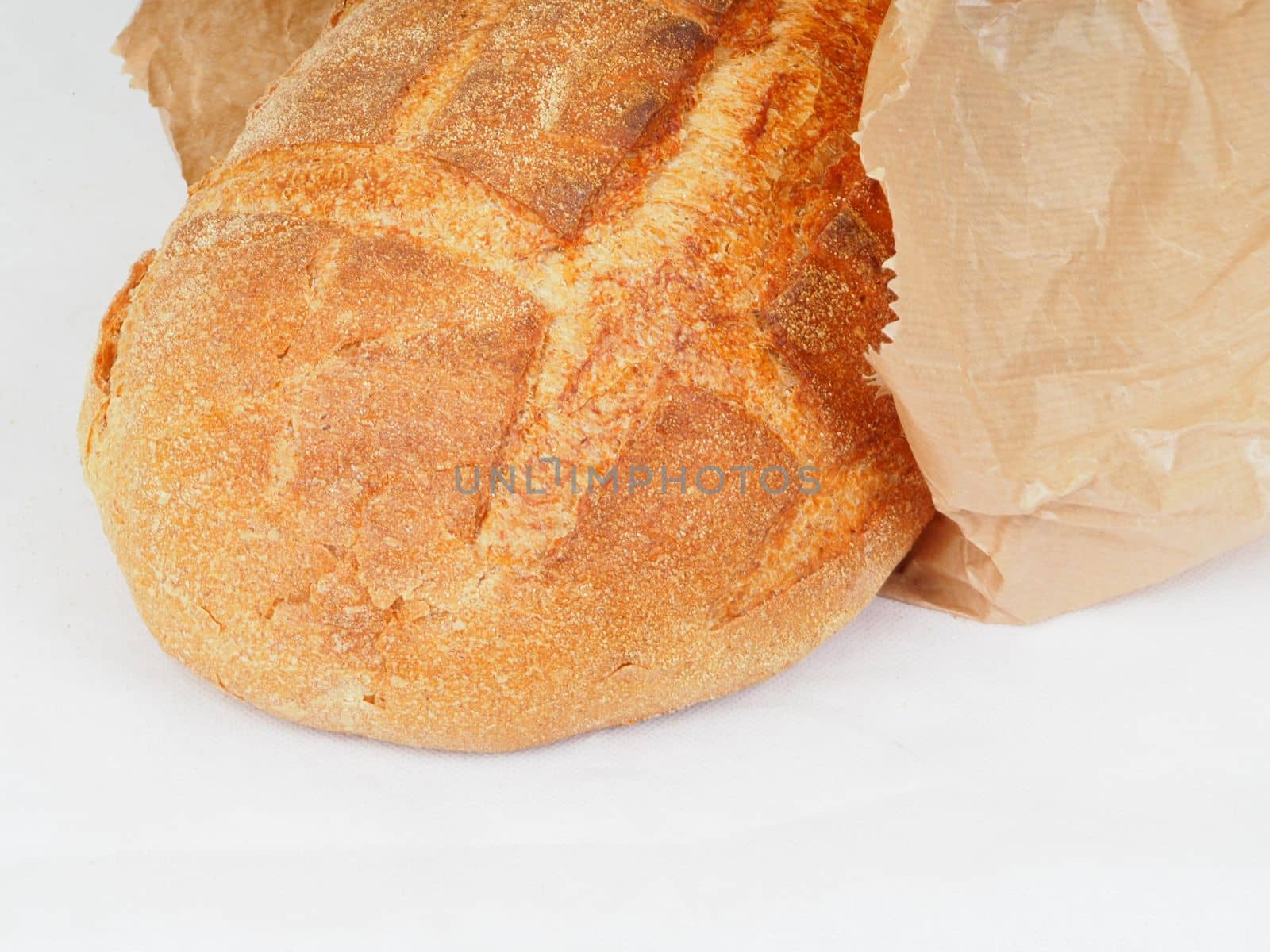 The Quadrotta is a soft and friable bread, with the unique flavour of the home-made bread. Perfect both as table bread and for getting rich sandwiches.
