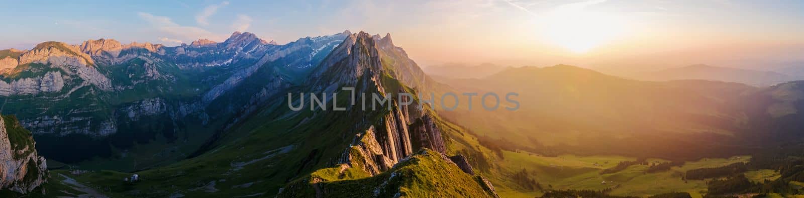 Schaeffler Altenalptuerme mountain ridge swiss Alpstein , Appenzell Innerrhoden Switzerland by fokkebok