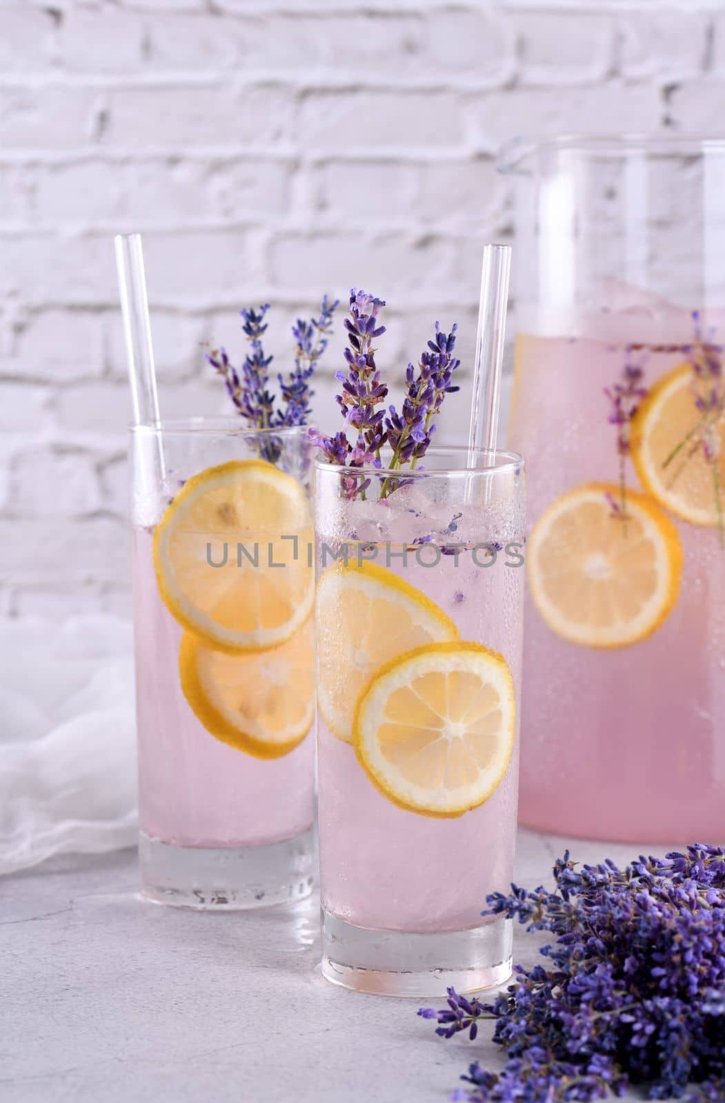 Lemonade with soft gentle notes of lavender, very light, incredibly refreshing summer cocktail.