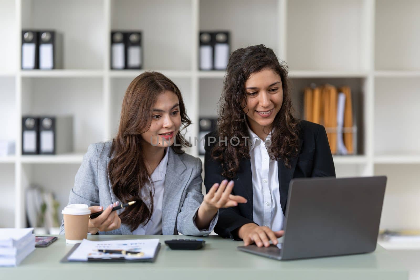 Business advisers are gathering to assess and debate the issue as it appears on the financial report. Financial counselor, investment consultant, and accounting concept.