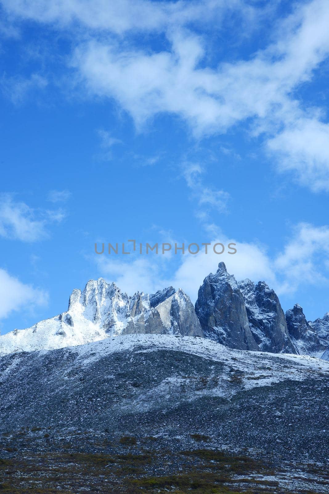 tombstone mountain landscape in yukon