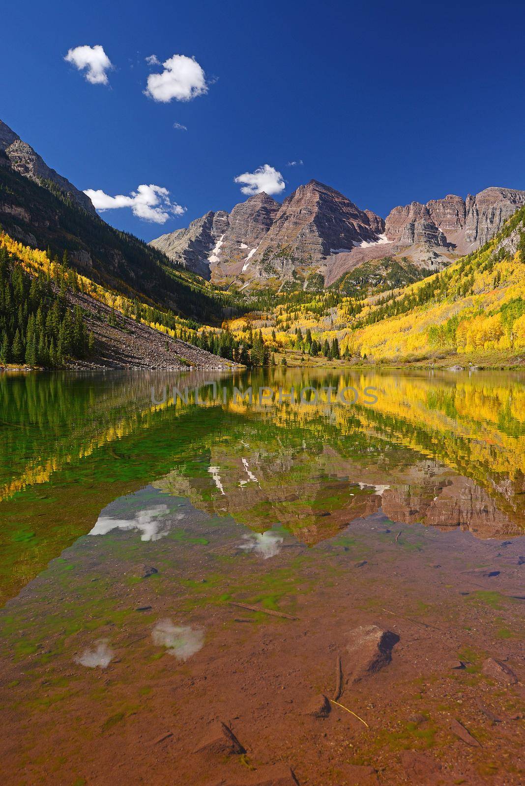 autumn in colorado at maroon lake