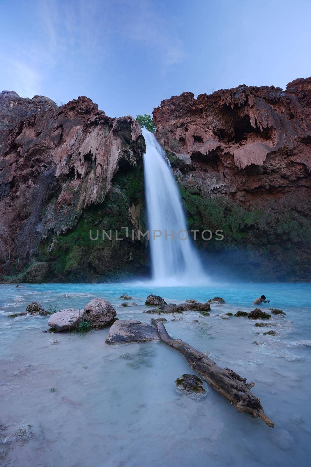 havasu falls in an indian reservation near grand canyon