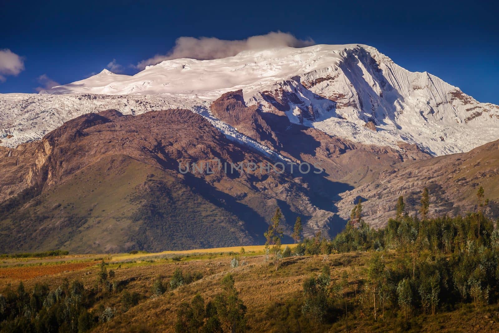 Huascaran Mountain massif in Cordillera Blanca, snowcapped Andes, Ancash, Peru, South America