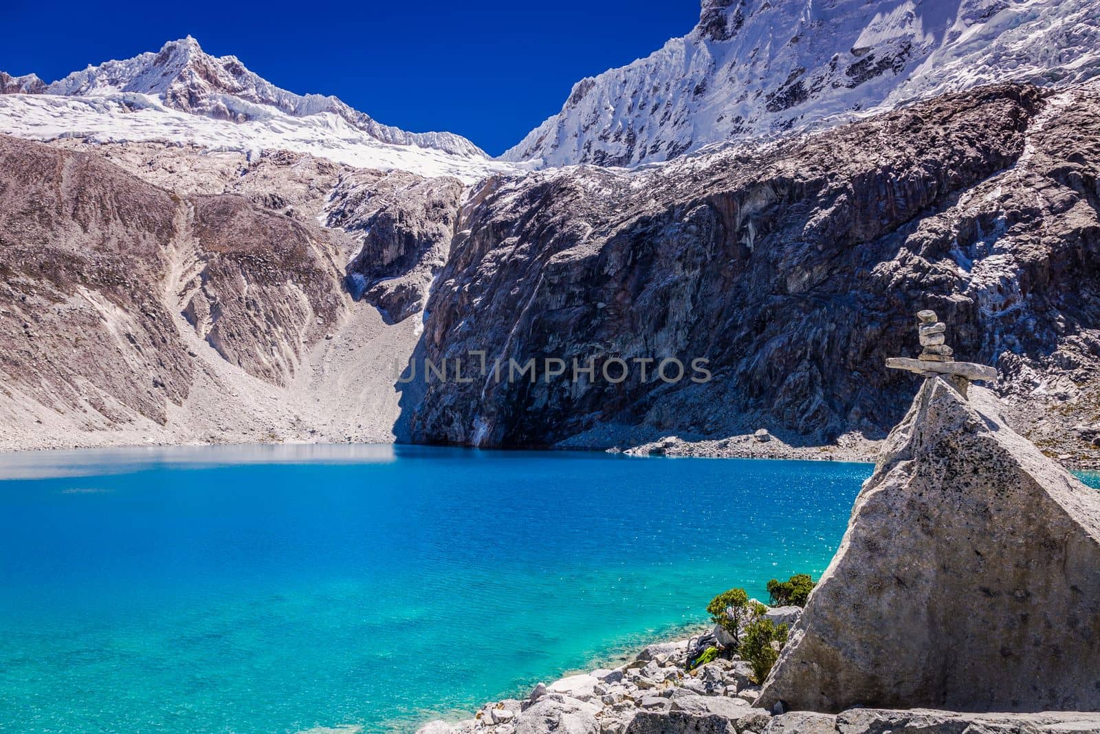 Idyllic laguna 69 in Cordillera Blanca, snowcapped Andes, Ancash, Peru