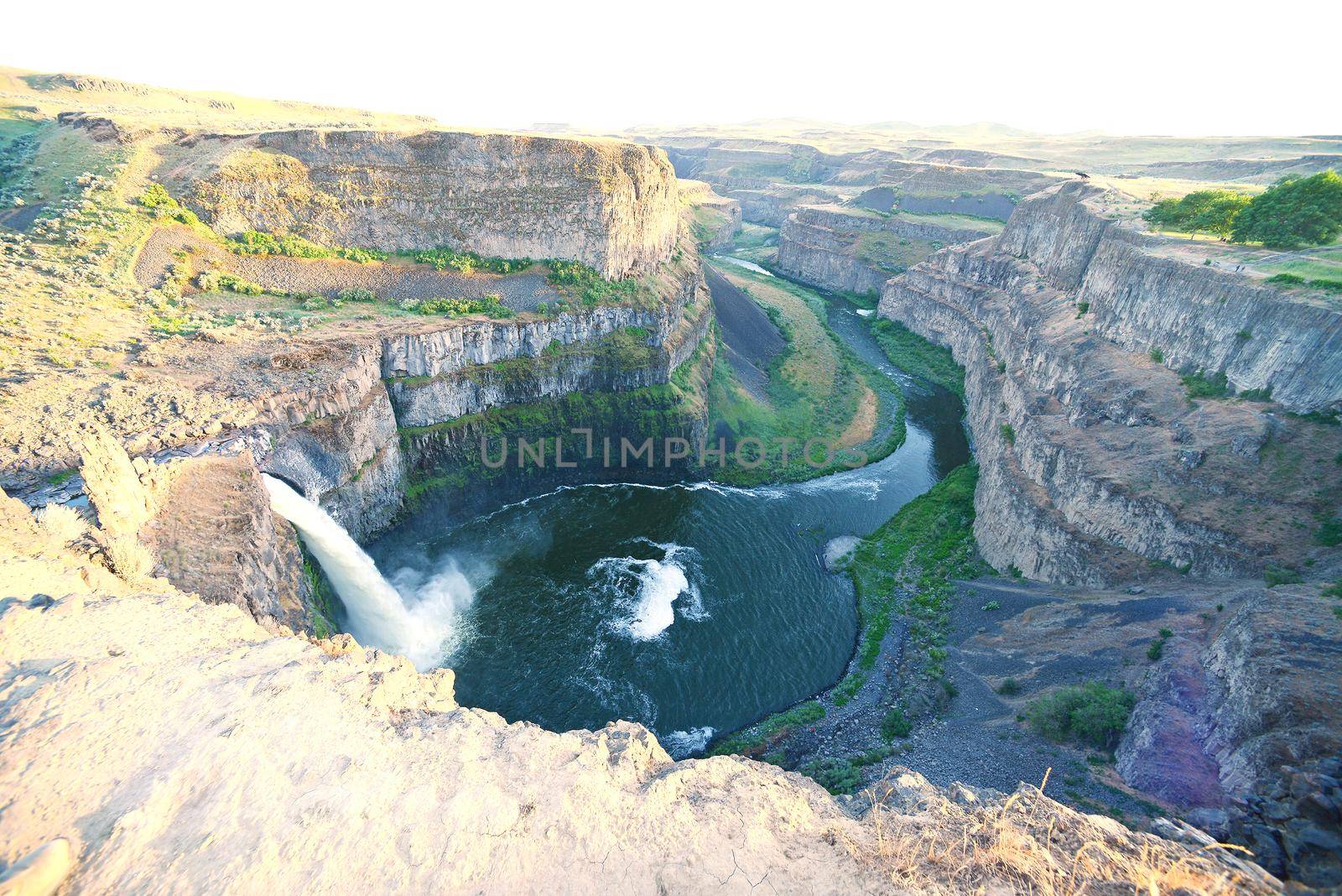 palouse falls in eastern washington in late afternoon