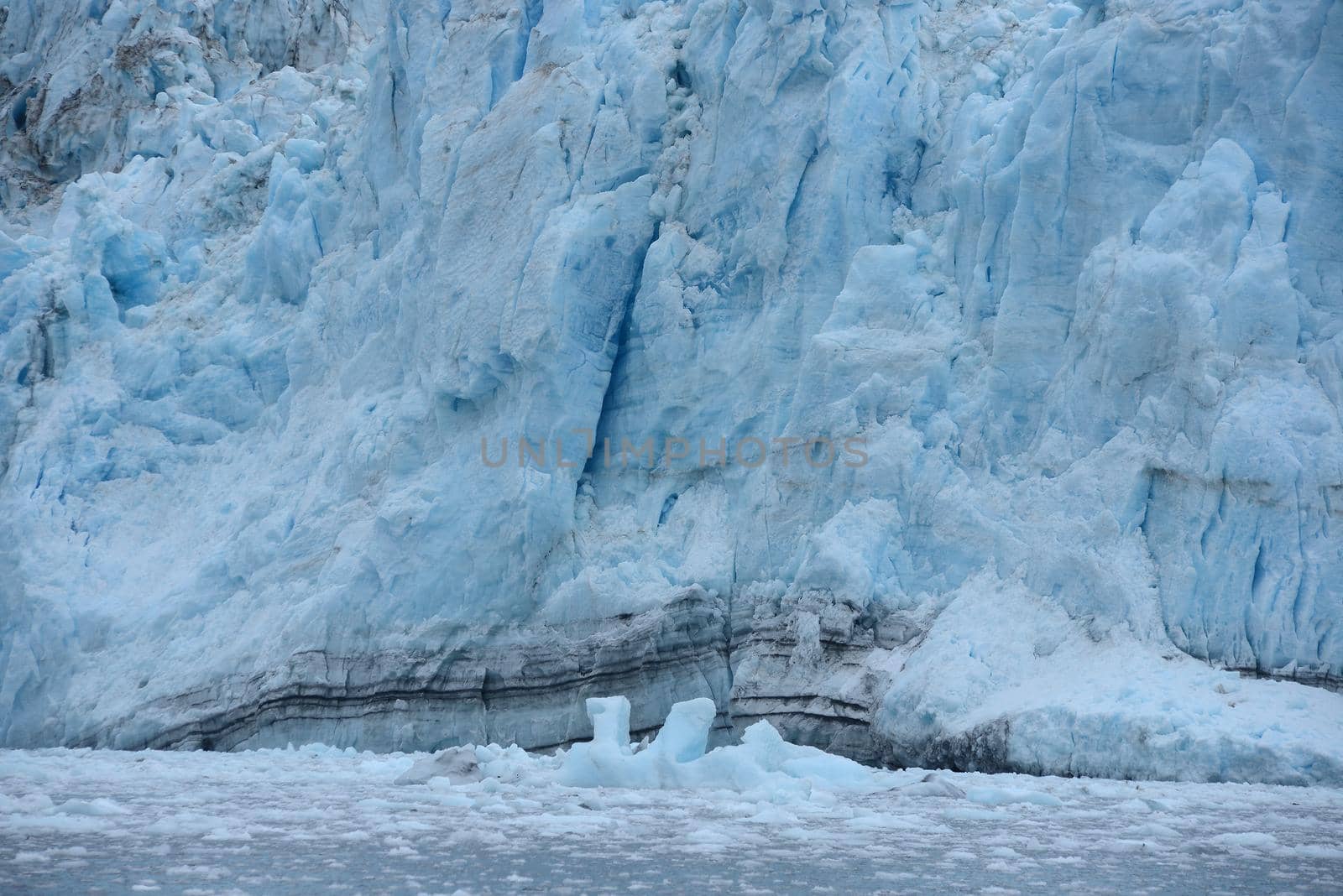 tidewater glacier by porbital