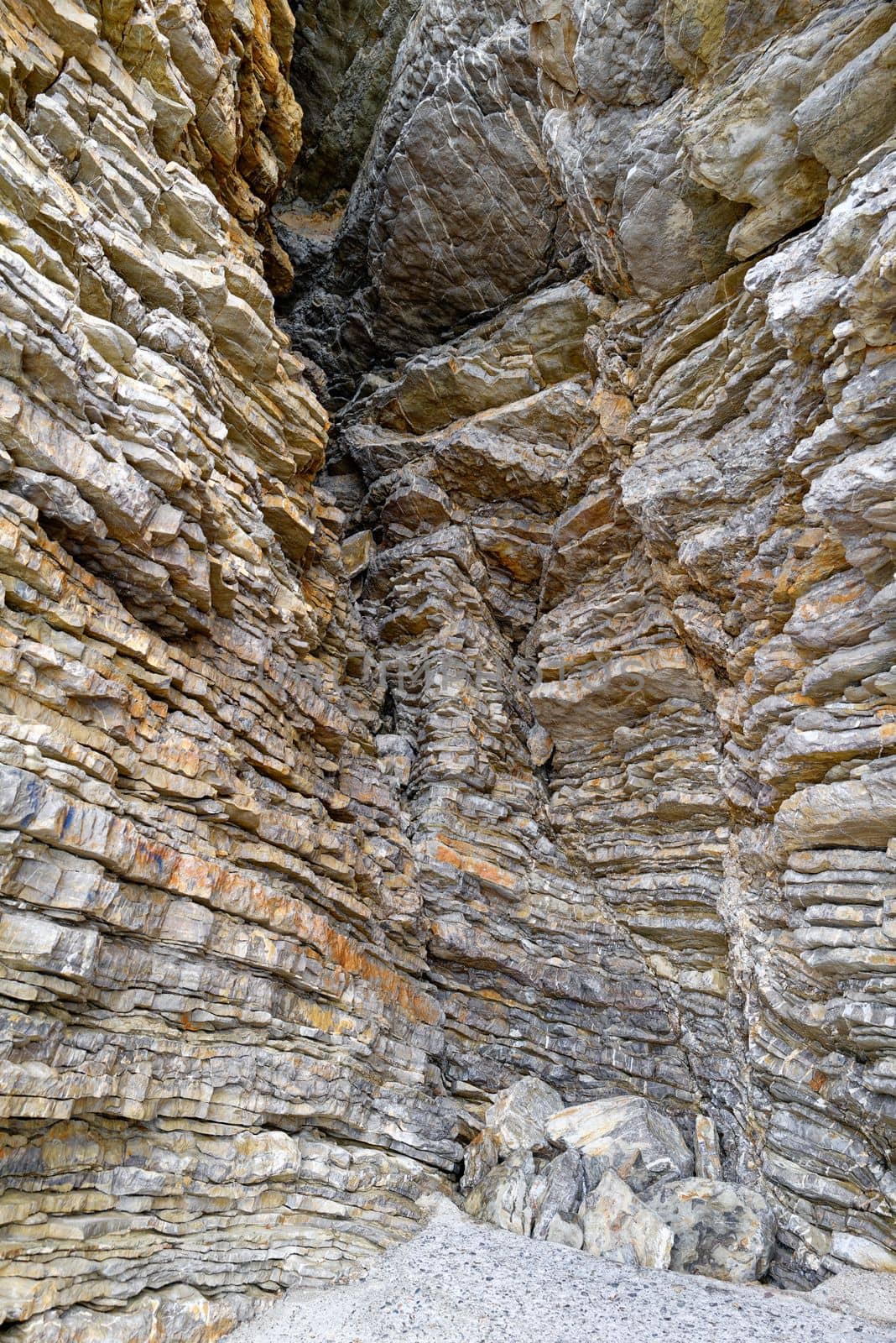 An interesting geological formation, consisting of light individual layers of limestone.