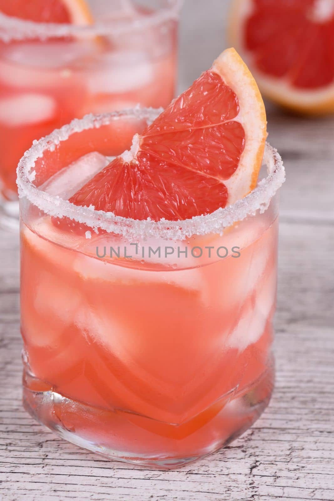 Cocktail Rose Paloma by Apolonia