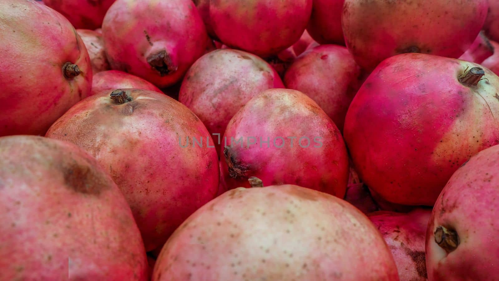 Close-up pictures of many rubies Suitable for making background images.
