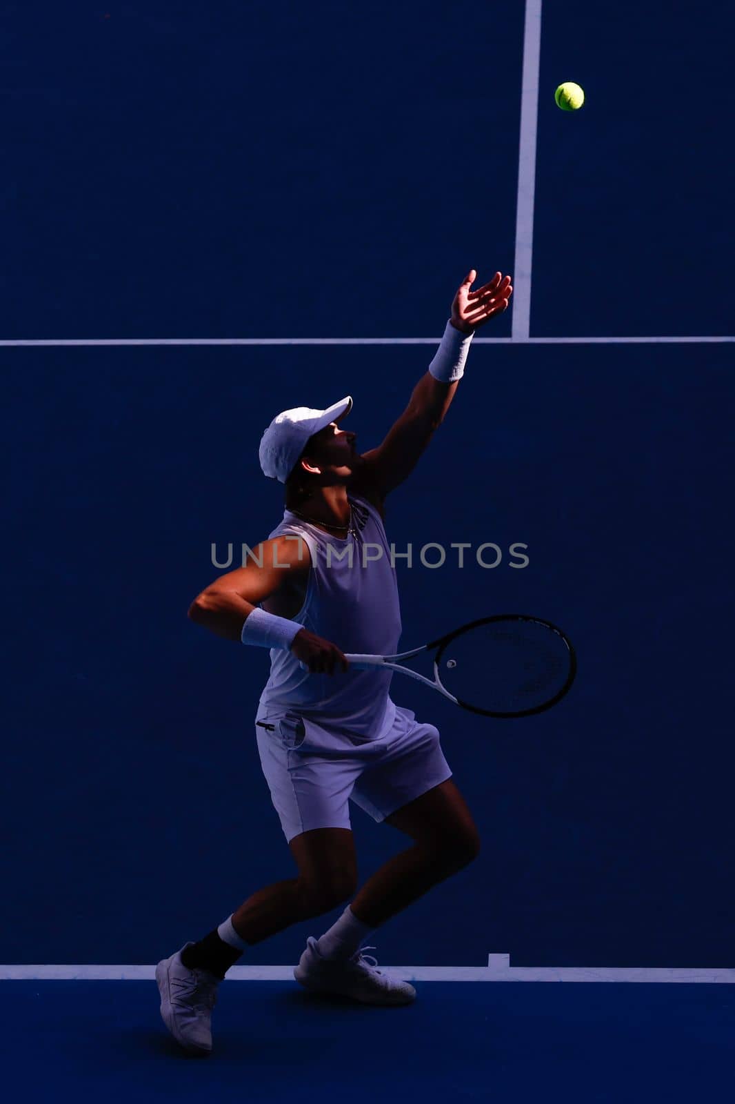 MELBOURNE, AUSTRALIA - JANUARY 23: J.J. Wolf of USA plays Ben Shelton of USA in the 4th round on day 8 of the 2023 Australian Open at Melbourne Park on January 23, 2023 in Melbourne, Australia.