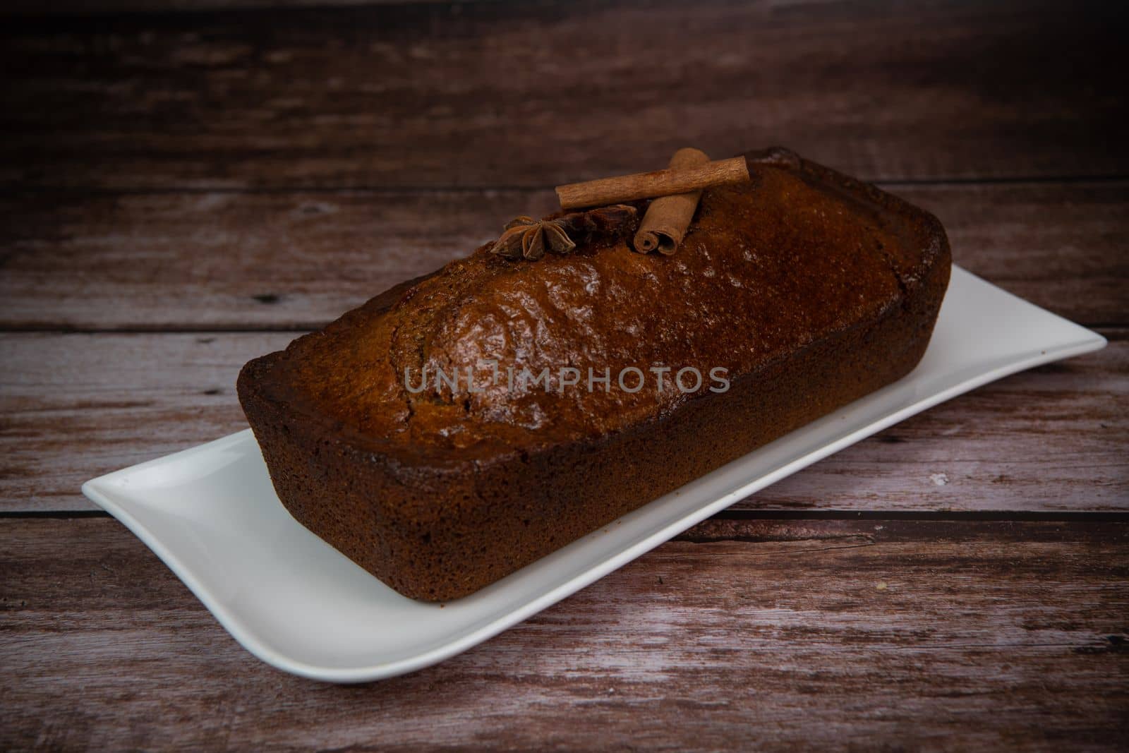 Traditional spice gingerbread cake with honey, ginger, cinnamon, nutmeg. High quality photo