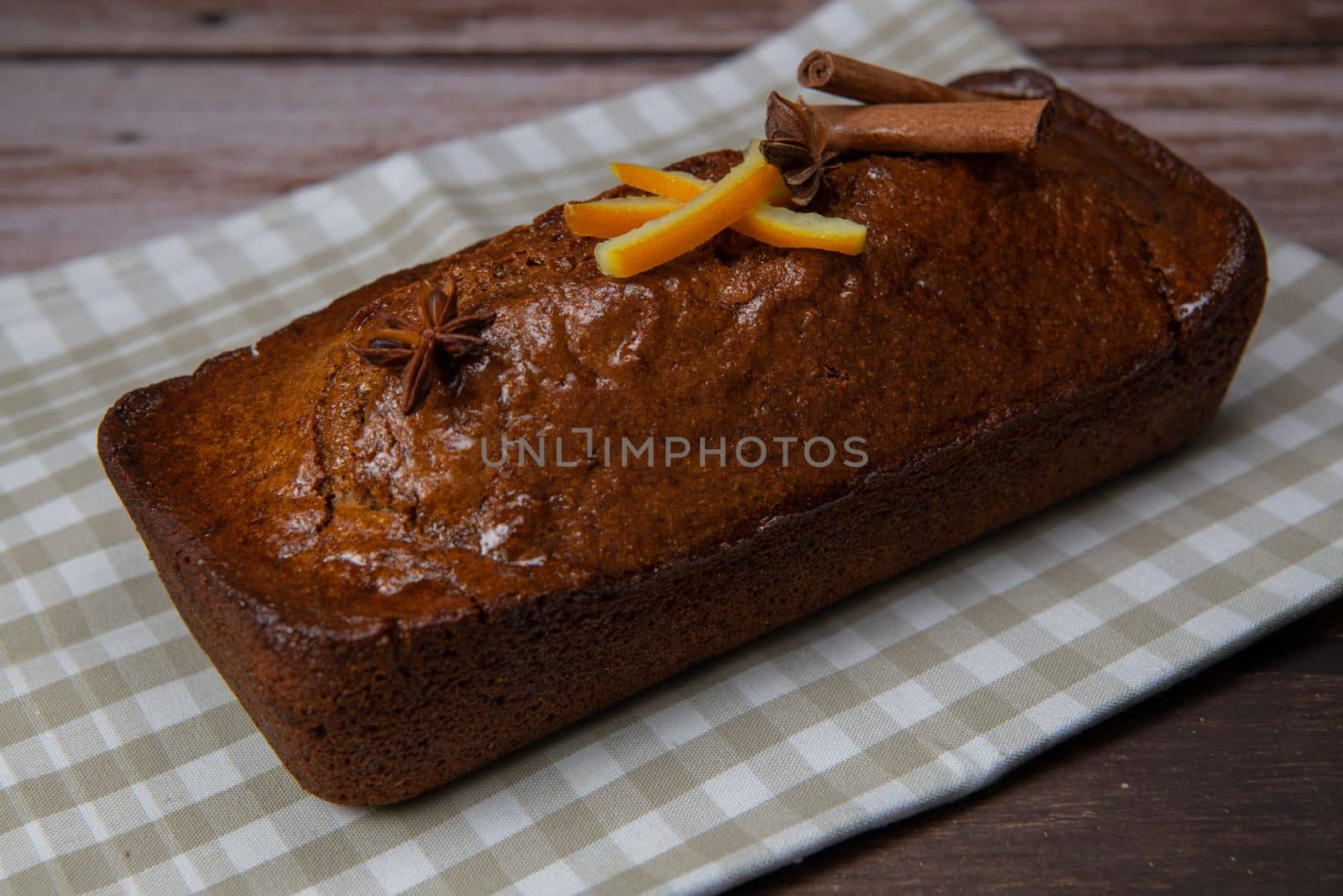 Traditional spice gingerbread cake with honey, ginger, cinnamon, nutmeg. High quality photo