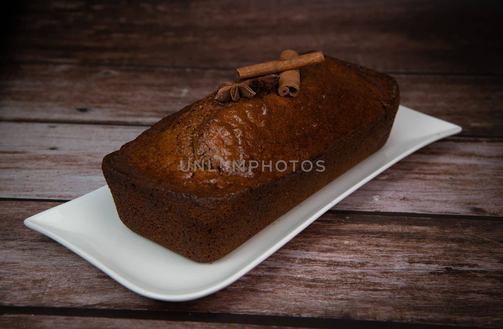Traditional spice gingerbread cake with honey, ginger, cinnamon, nutmeg. High quality photo