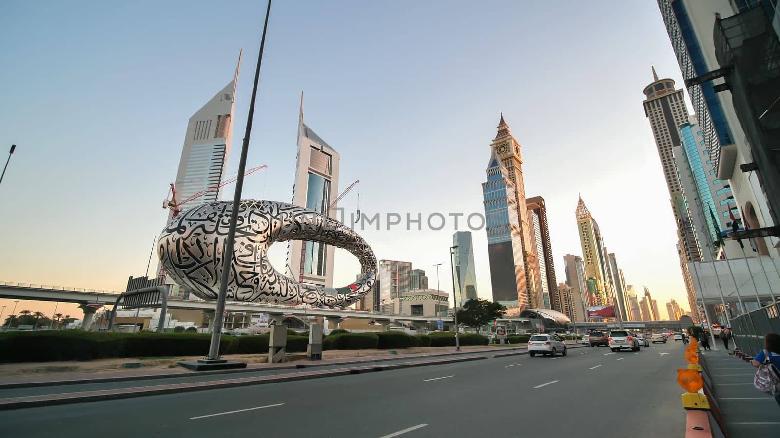Traffic on the main street of Dubai in the evening