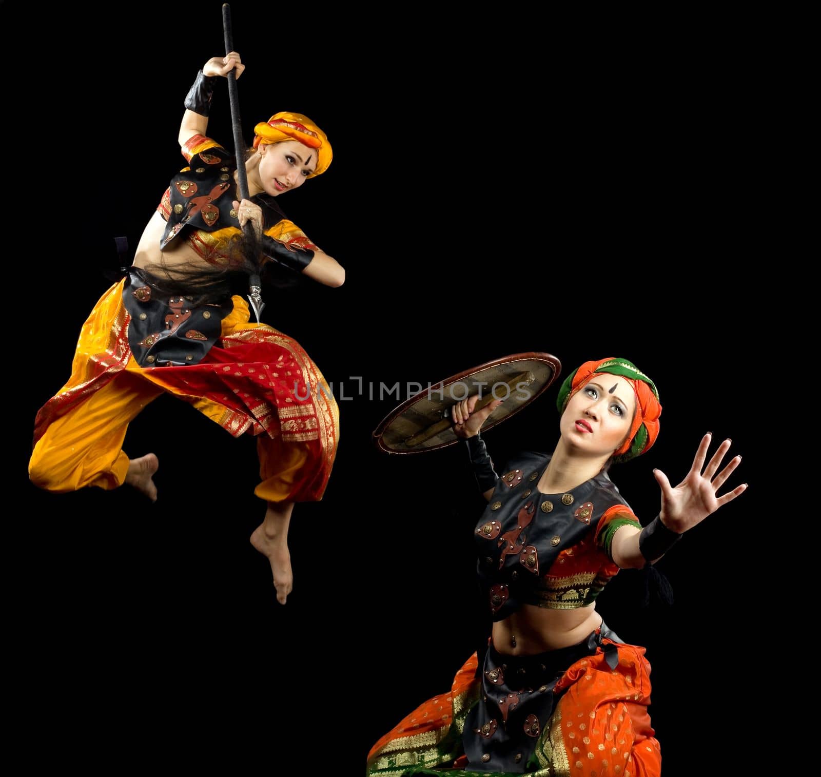 Two woman fight with spear and shield - arabia theme
