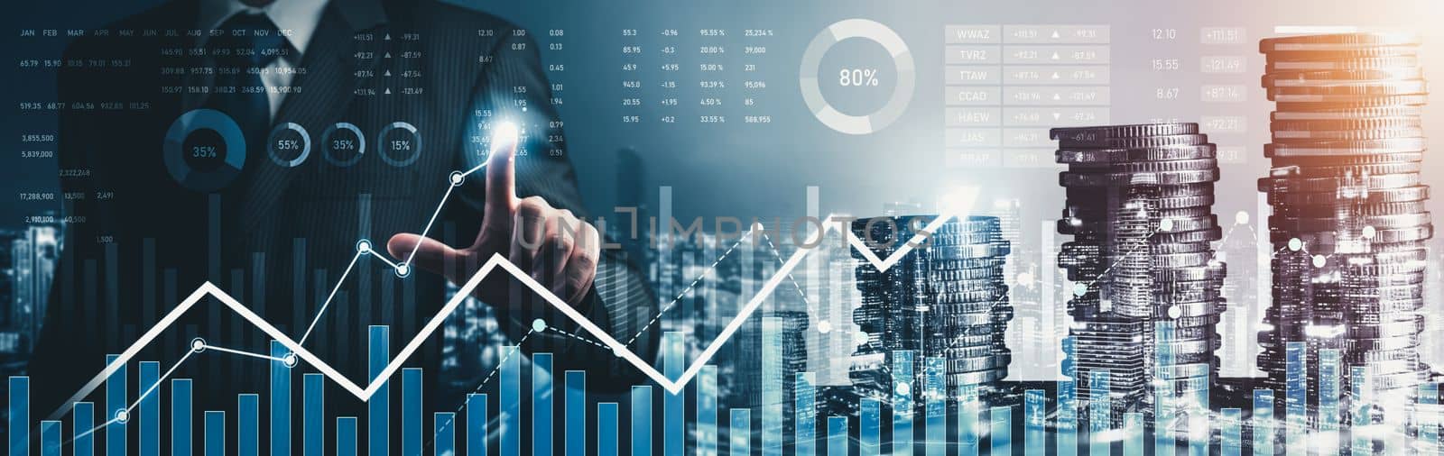 Businessman analyst working with digital finance business data graph showing technology of investment strategy for perceptive financial business decision. Digital economic analysis technology concept.