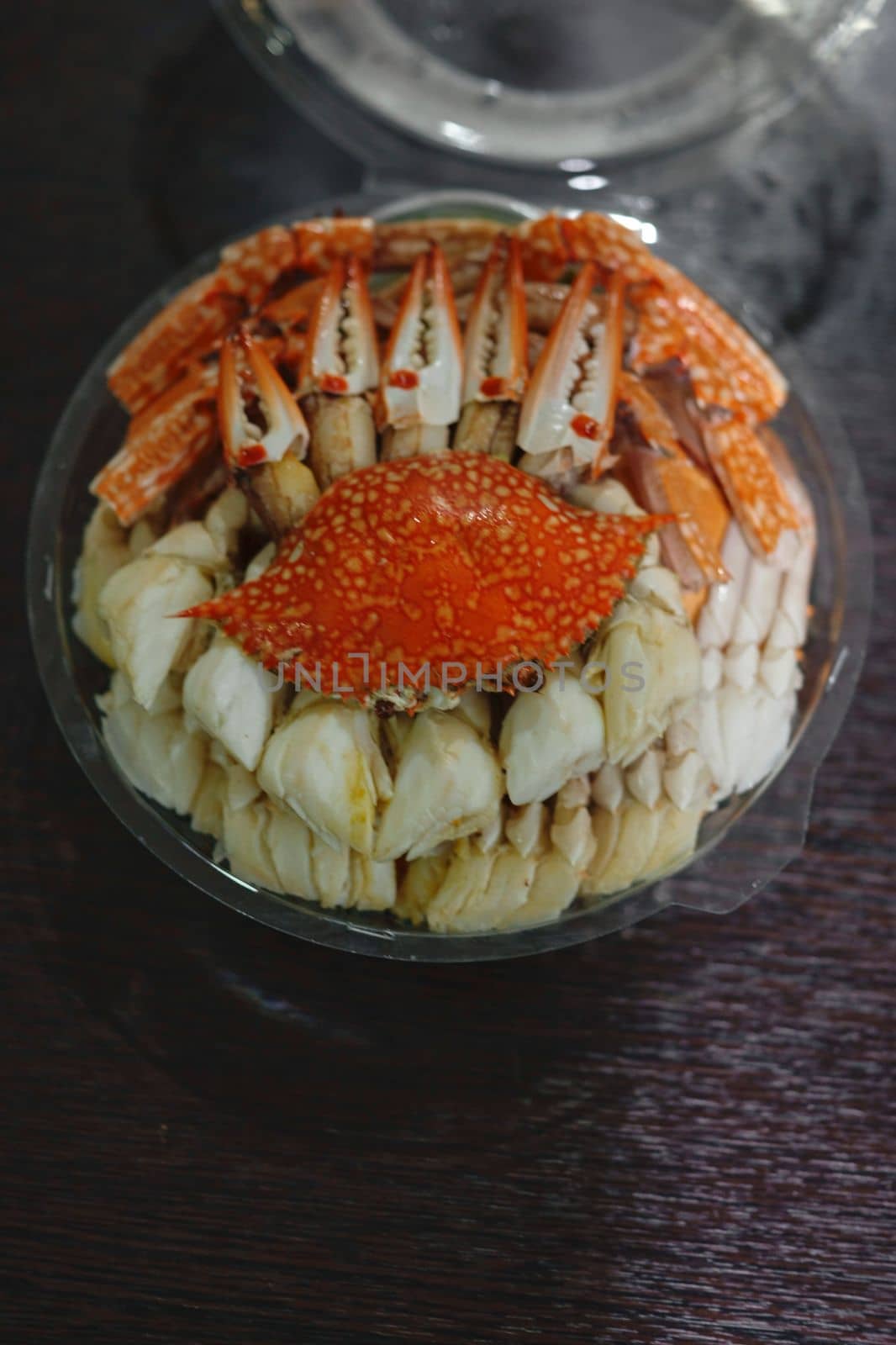 Steamed crab meat from blue crab in package . by Hepjam