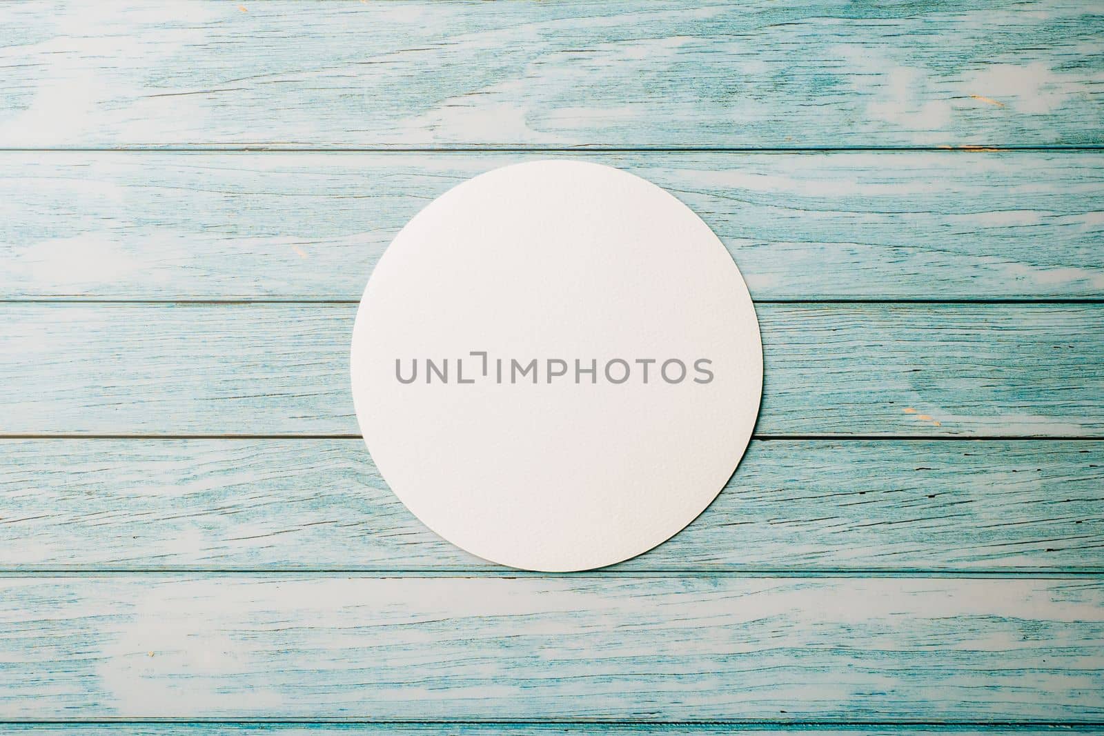 Top view blank round white paper isolated by Sorapop