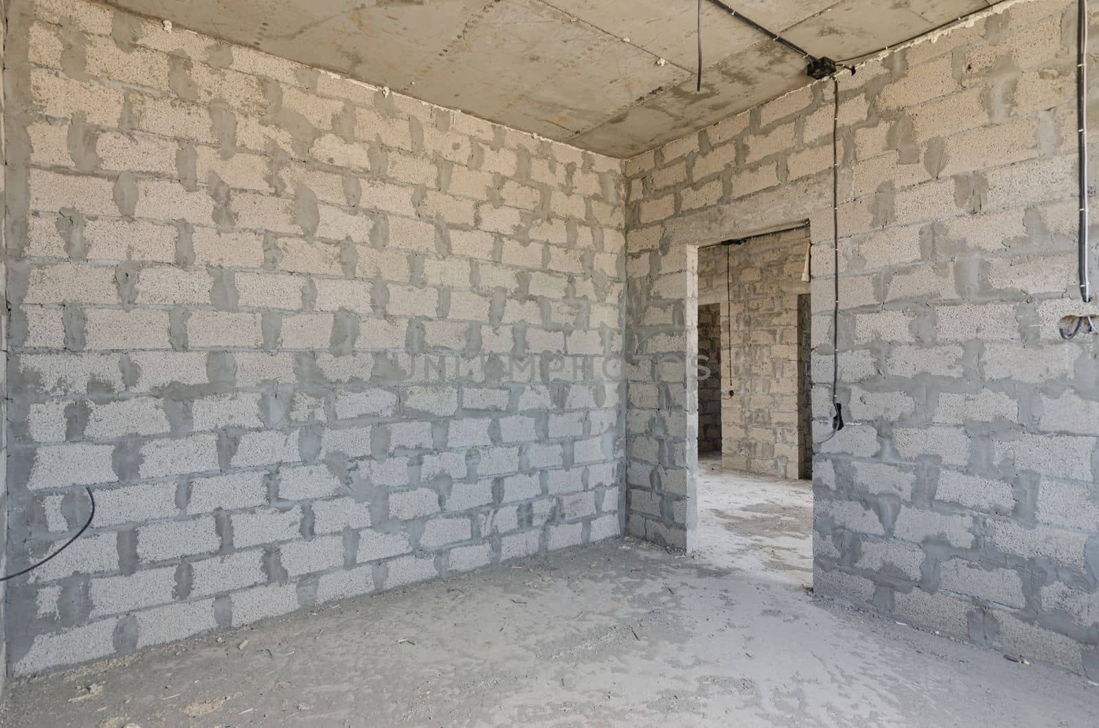 Construction of an individual residential building, interior partitions are made of expanded clay concrete block a