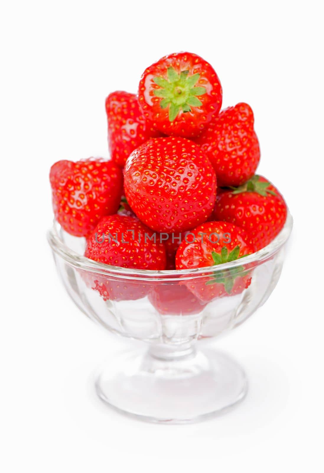 Container, bowl with fresh strawberries on a white background by aprilphoto
