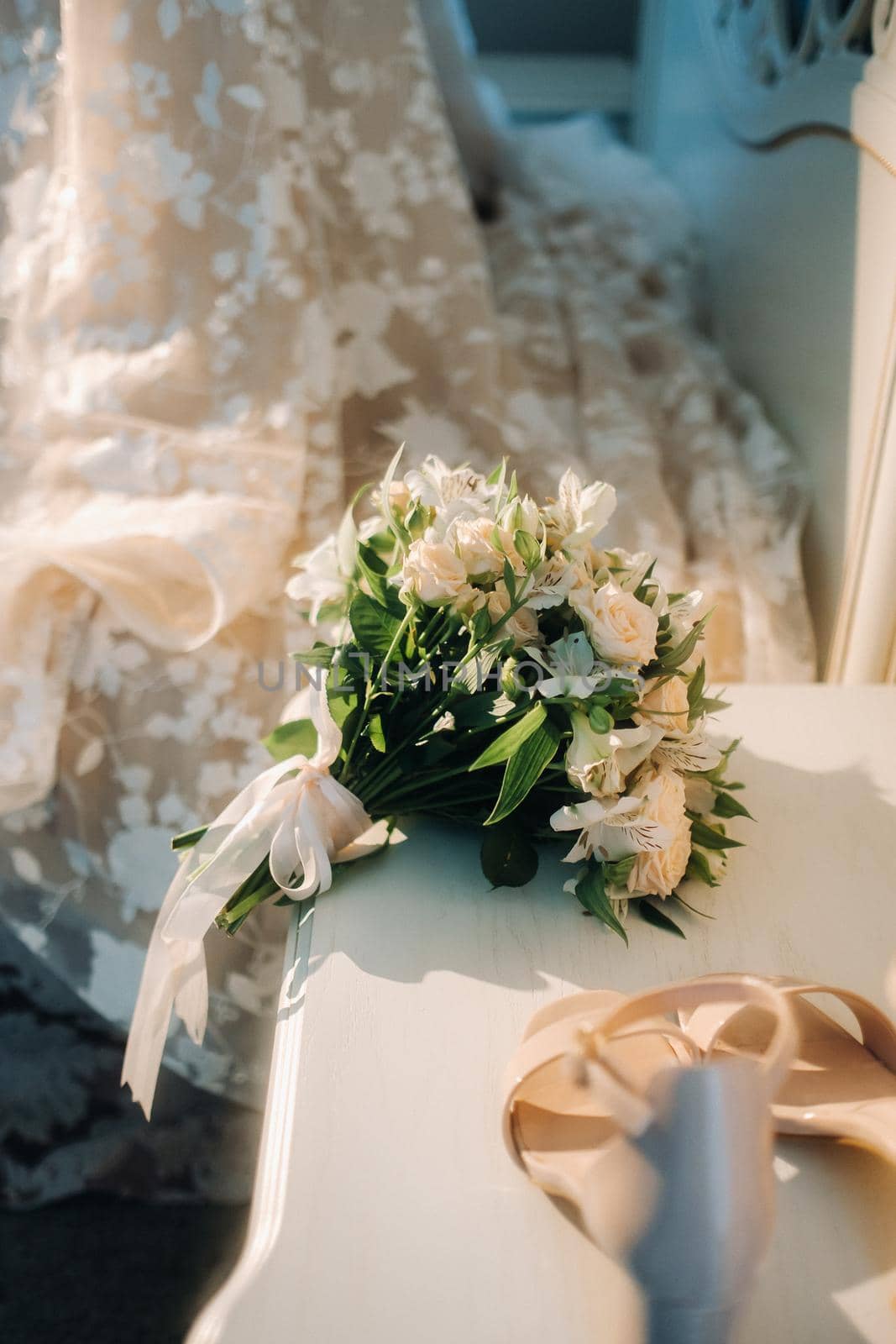 wedding bouquet with roses on the table.The decor at the wedding.