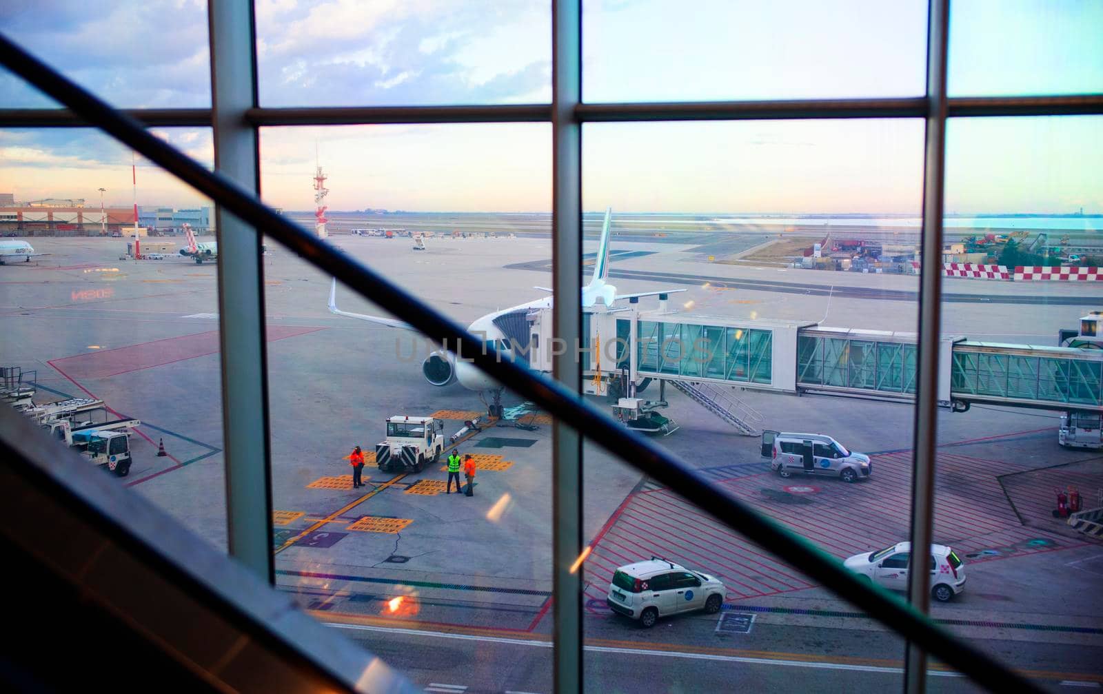 Airplane at the terminal gate ready for takeoff