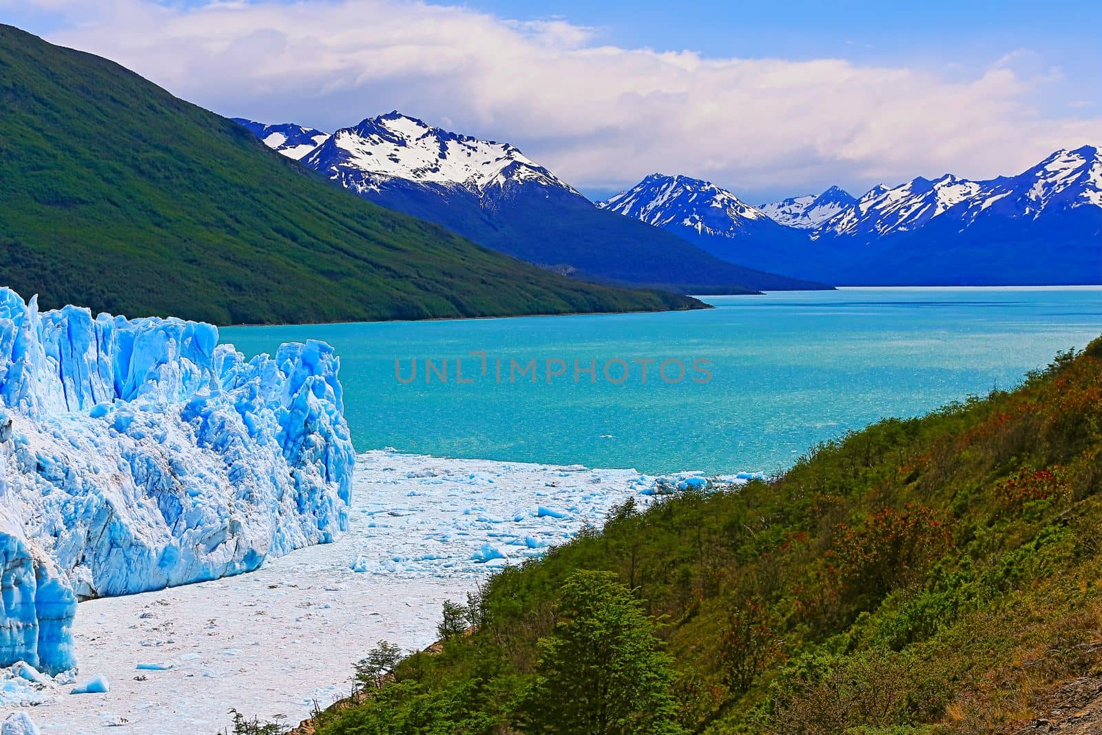 Perito Moreno Glacier in El Calafate, Patagonia of Argentina, South America