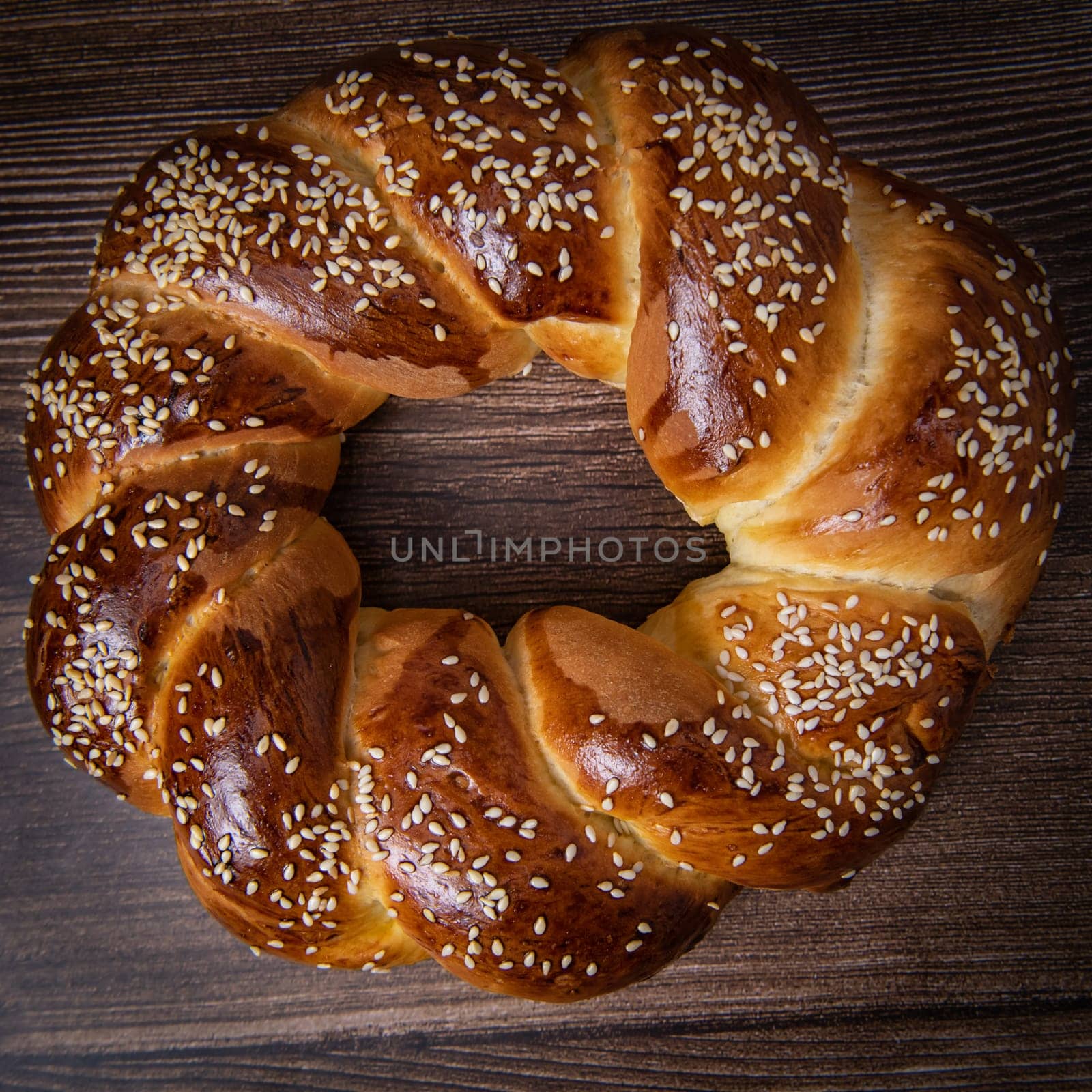 Sesame Milk Bread in a Crown, High quality photo